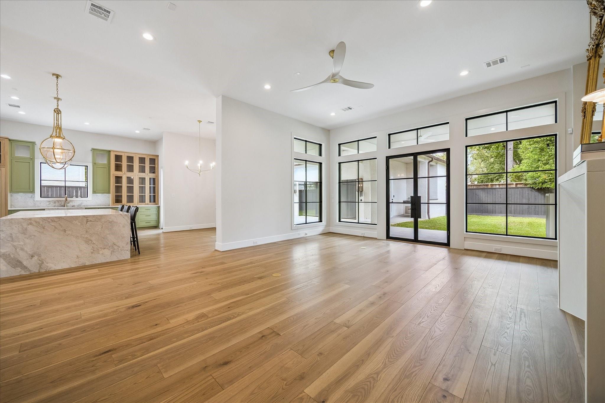 830 Azalea Street Property Photo 12