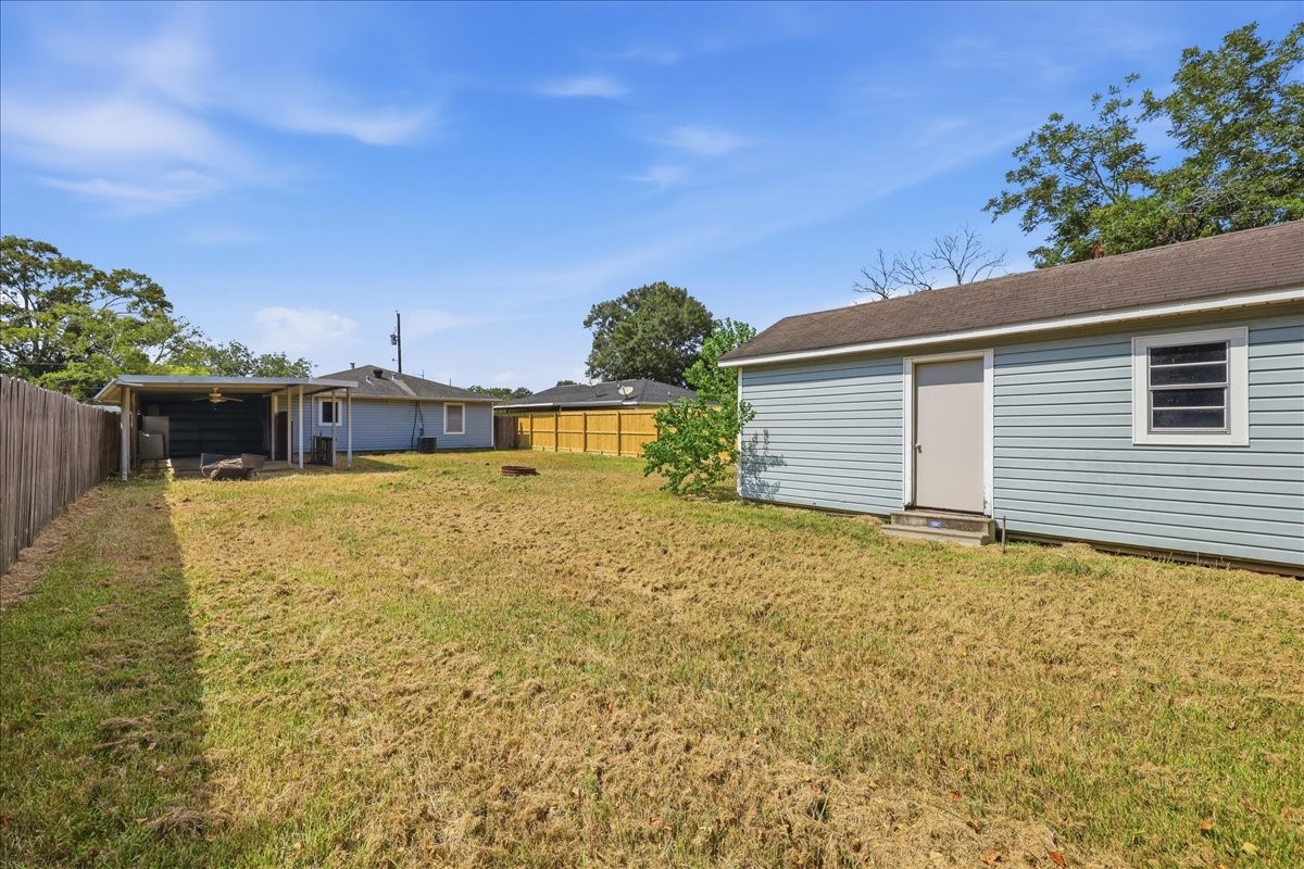 1611 Avenue C Property Photo 11