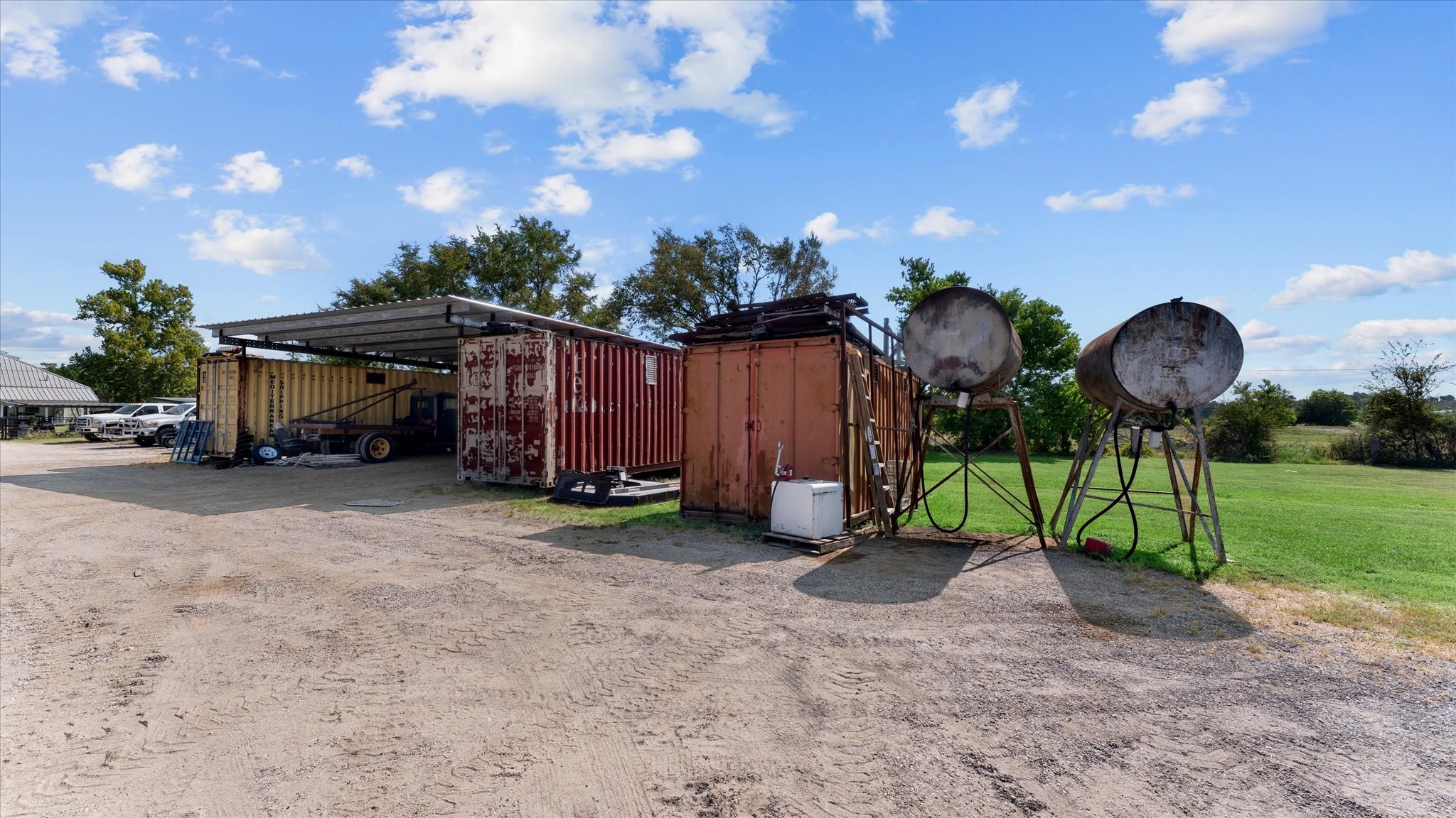 1023 Fm-1696 W Property Photo 18
