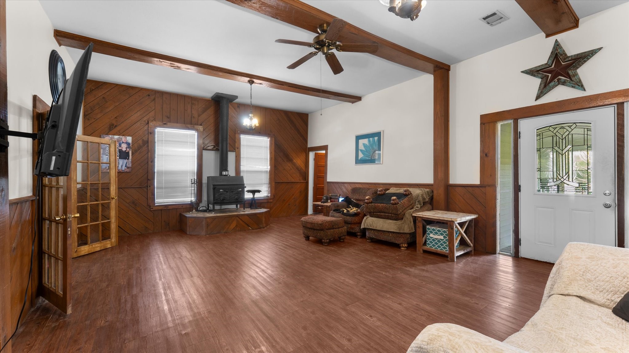 1023 Fm-1696 W Property Photo 23