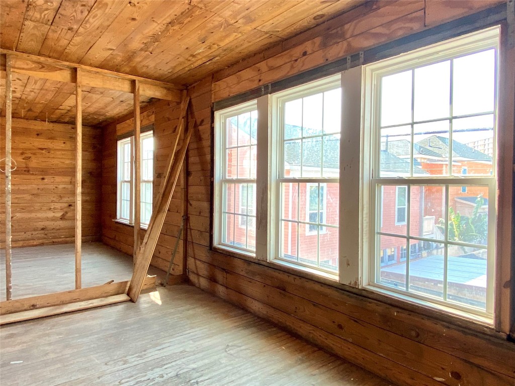2127 Broadway Street Property Photo 46