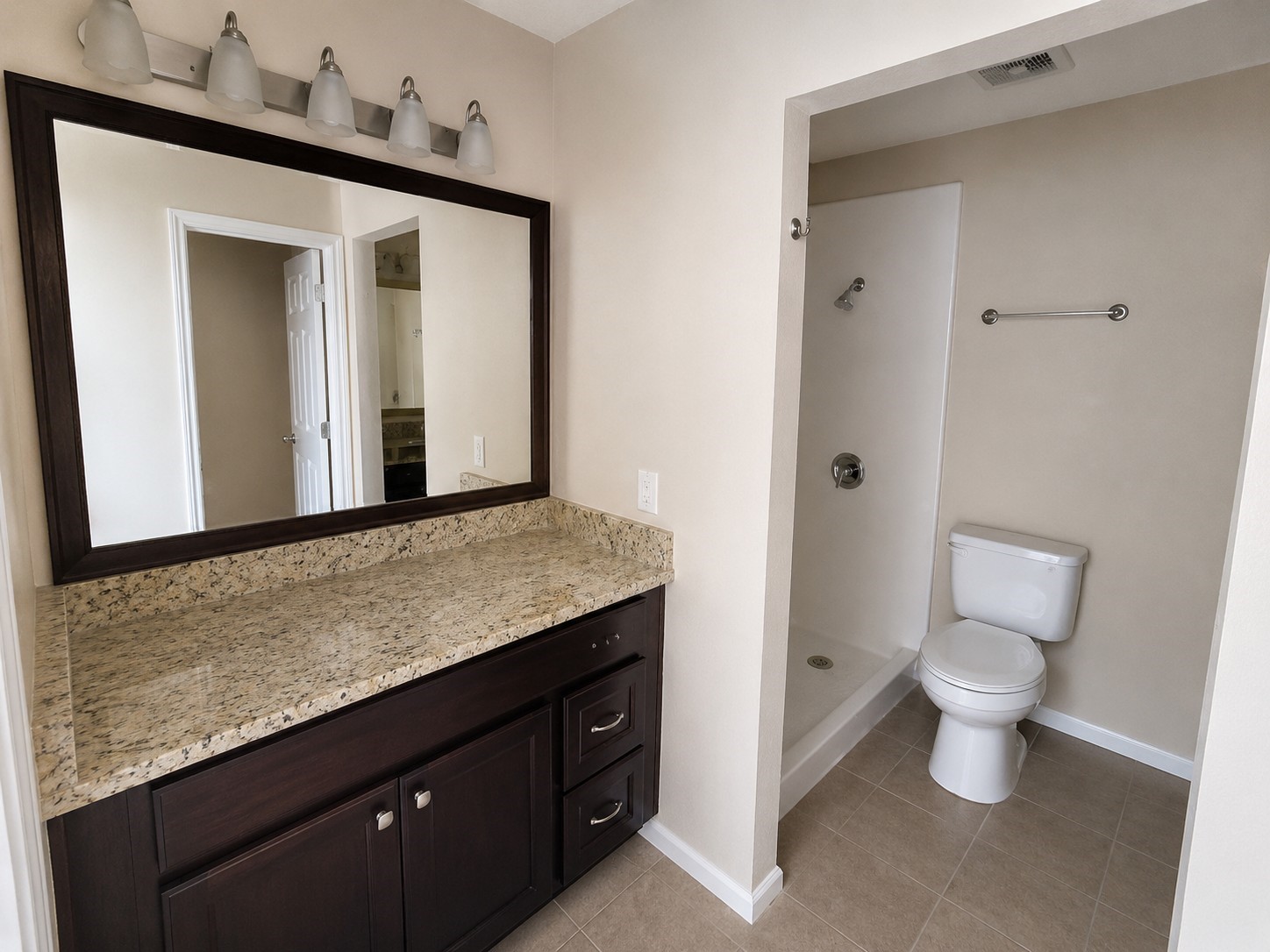 10318 Briar Forest Drive 28/4 Property Photo 8