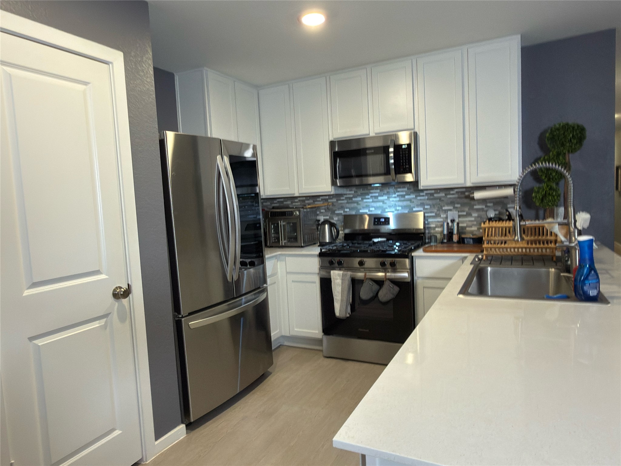 28906 Rustic Windmill Way Property Photo 6