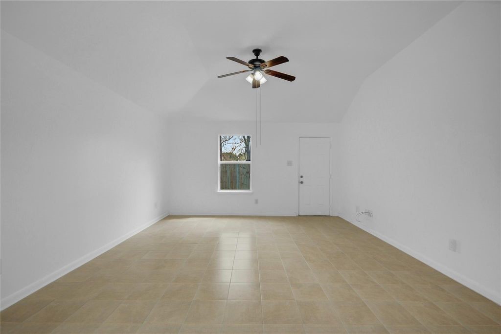 4522 Cannongate Drive Property Photo 14