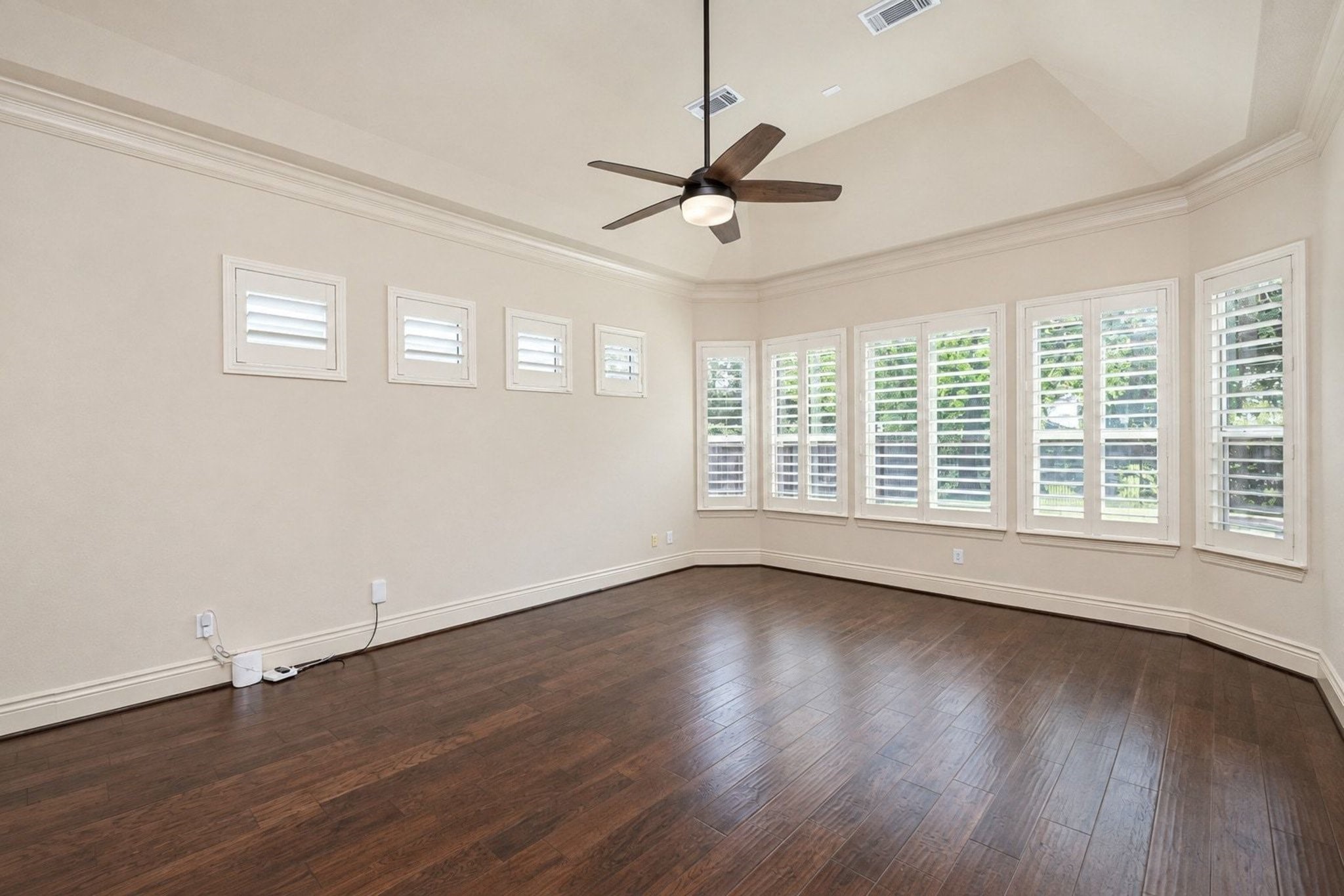 5215 Eagle Pointe Court Property Photo 18