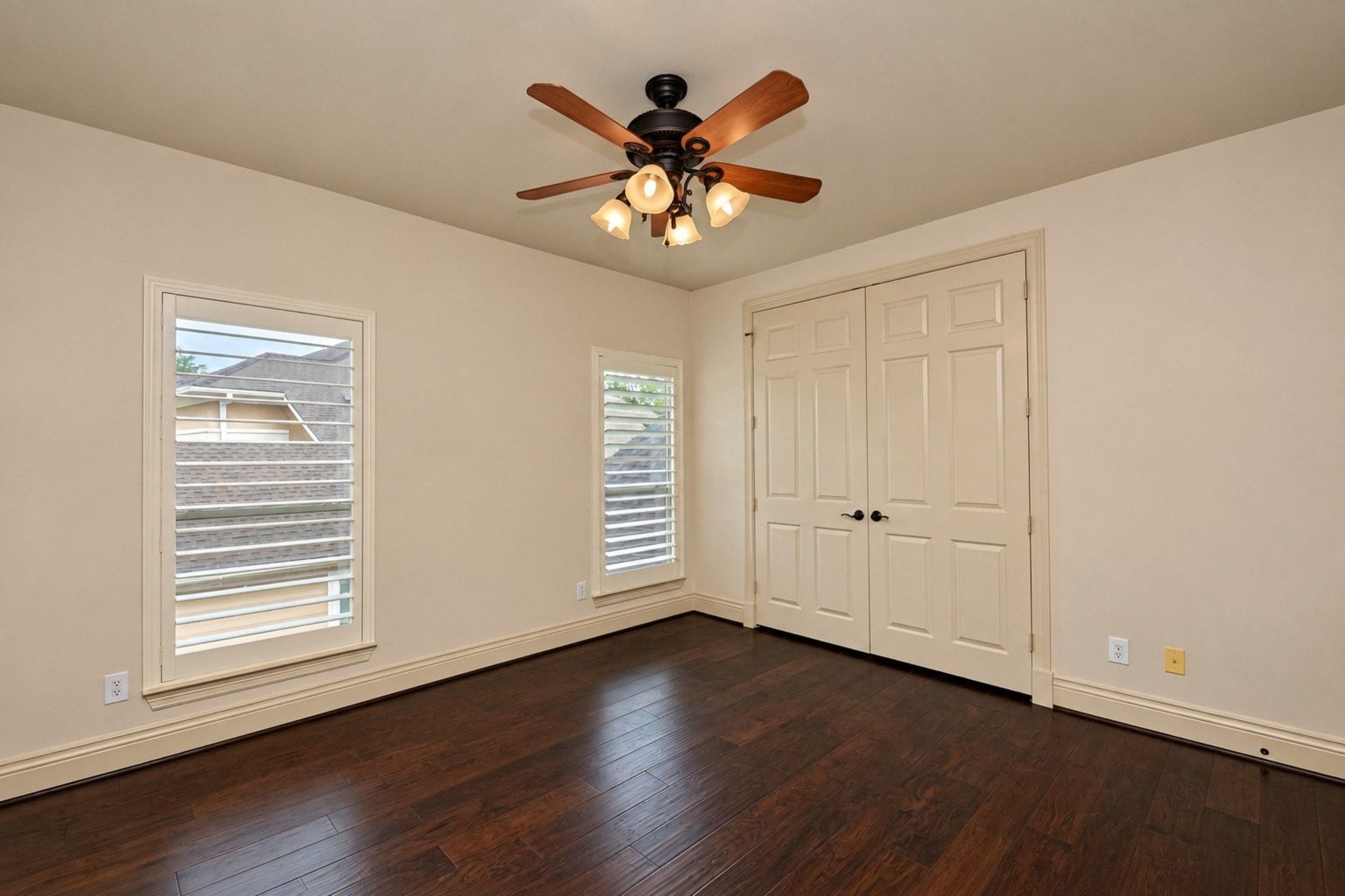 5215 Eagle Pointe Court Property Photo 29