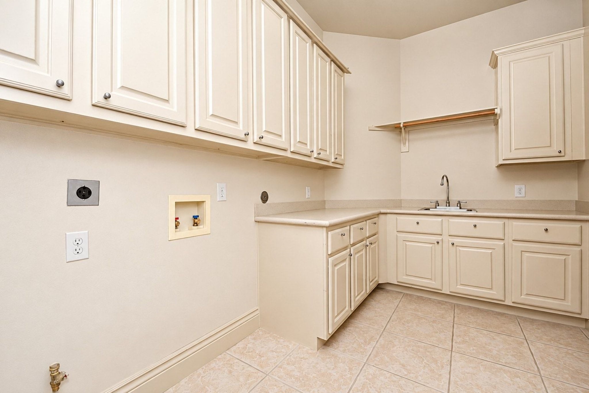 5215 Eagle Pointe Court Property Photo 33