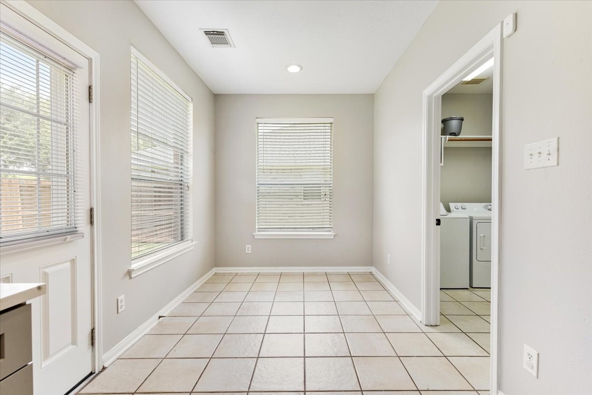 3612 Shasta Court Property Photo 12
