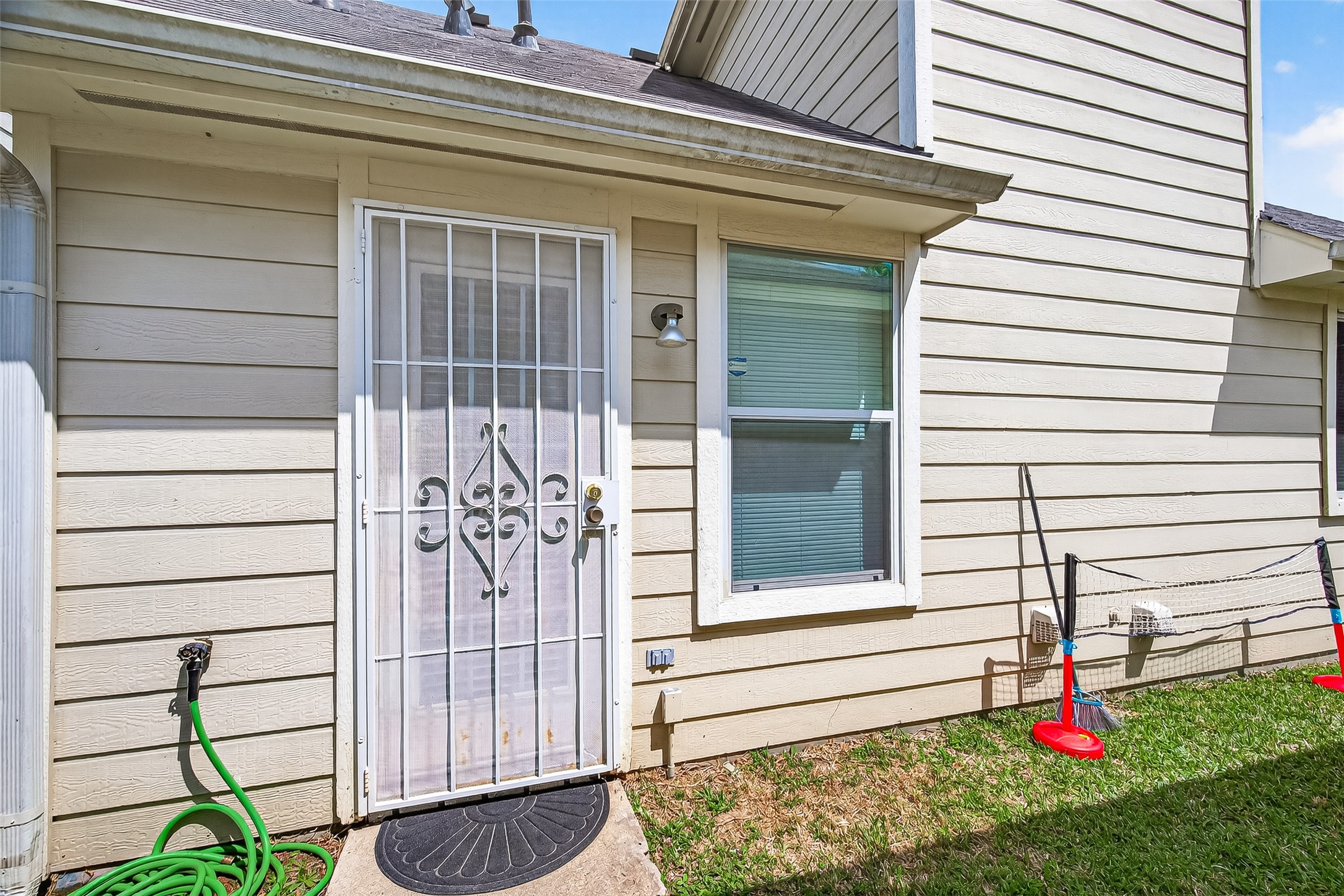 6207 Lone Prairie Way Property Photo 34