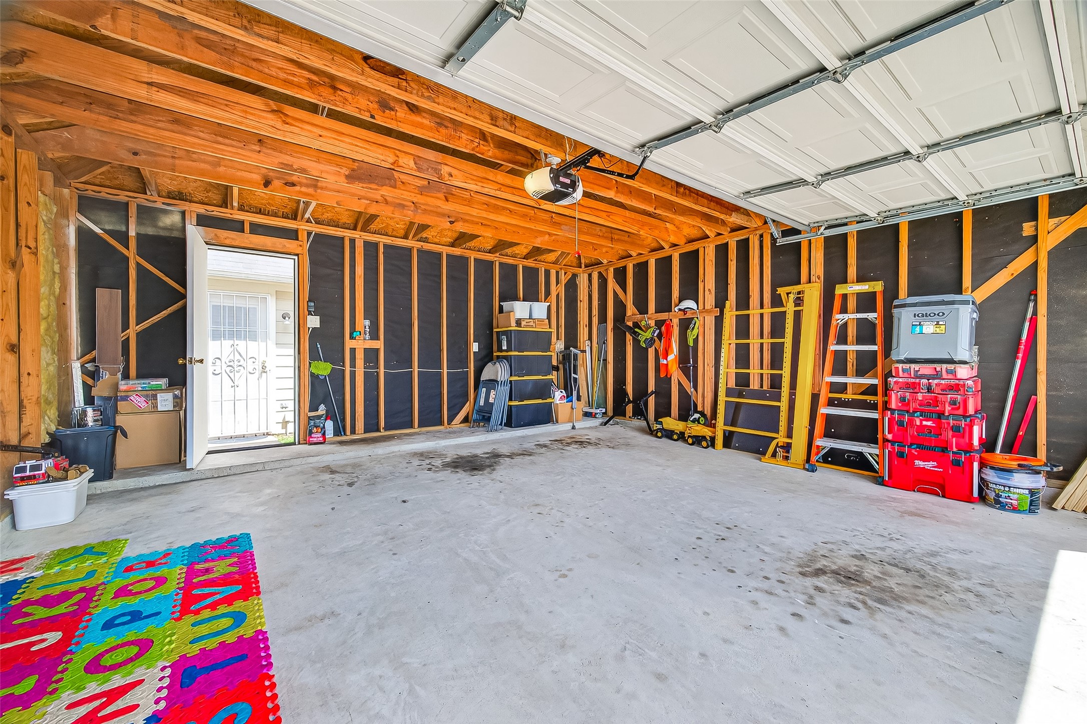 6207 Lone Prairie Way Property Photo 39