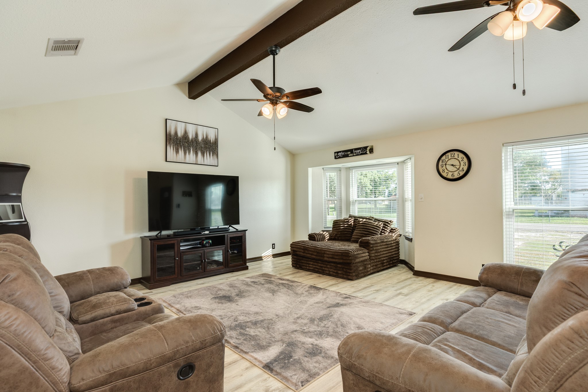 2118 Avenue D Property Photo 6