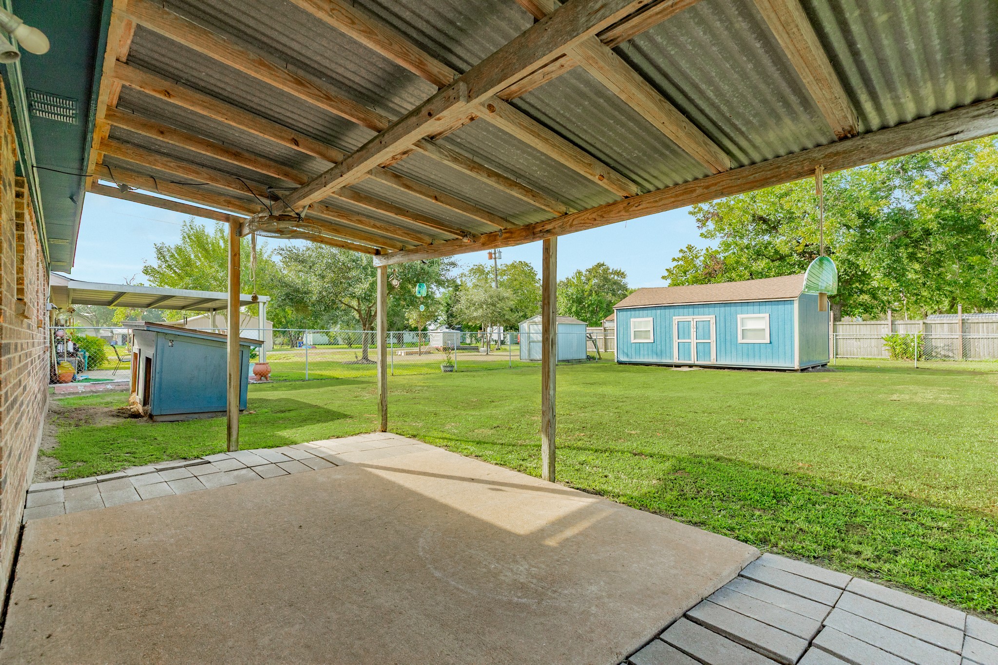 2118 Avenue D Property Photo 22