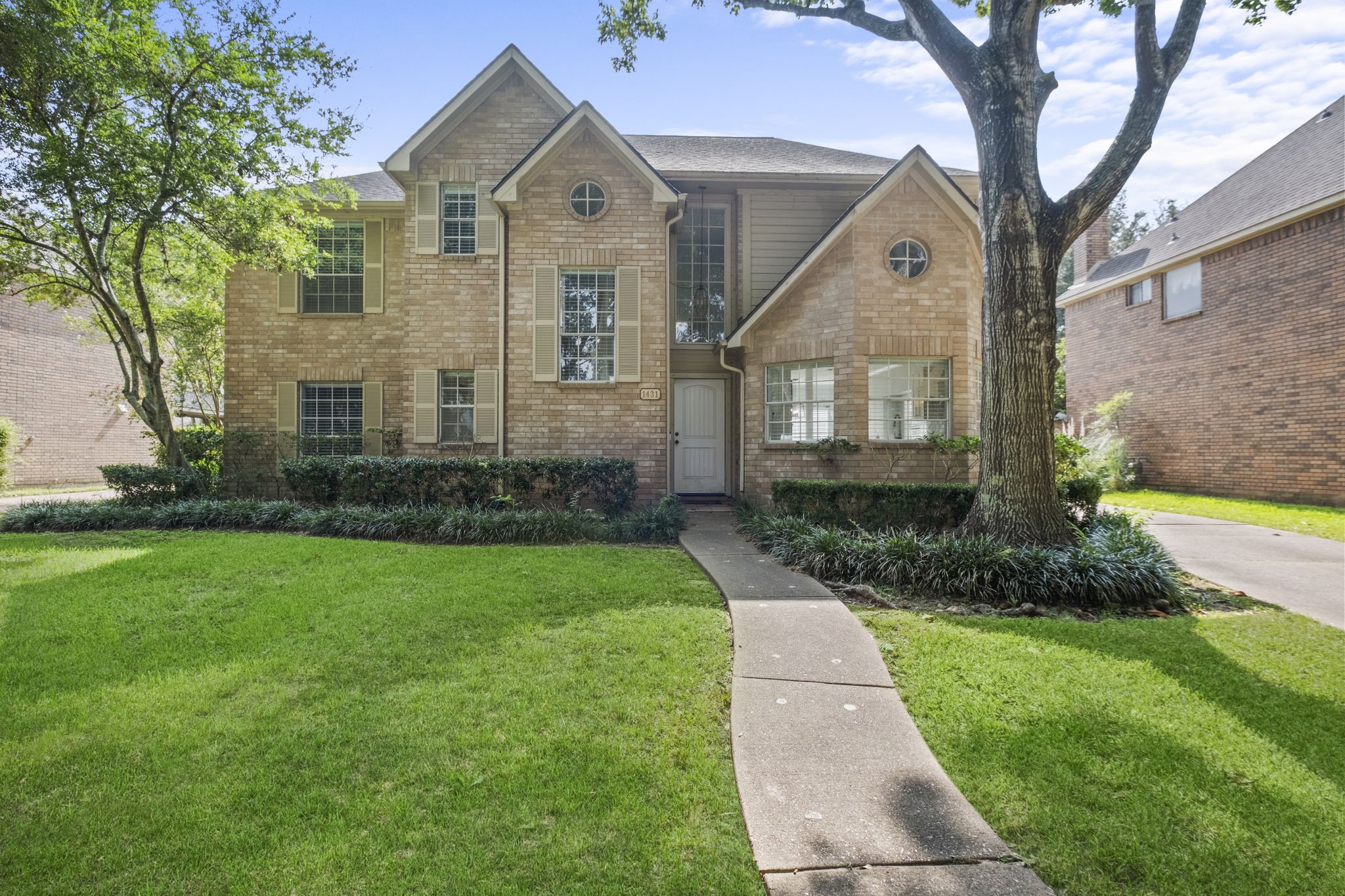 1431 N Medio River Circle Property Photo 1