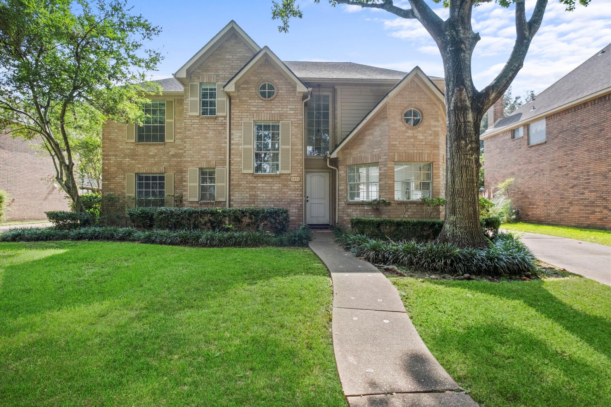 1431 N Medio River Circle Property Photo 1