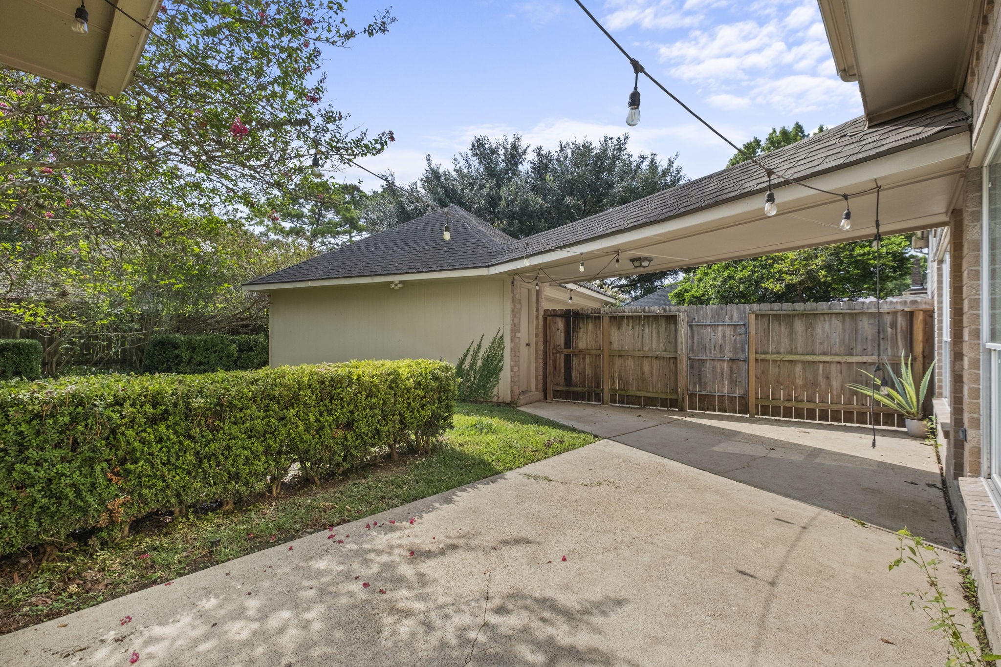 1431 N Medio River Circle Property Photo 27