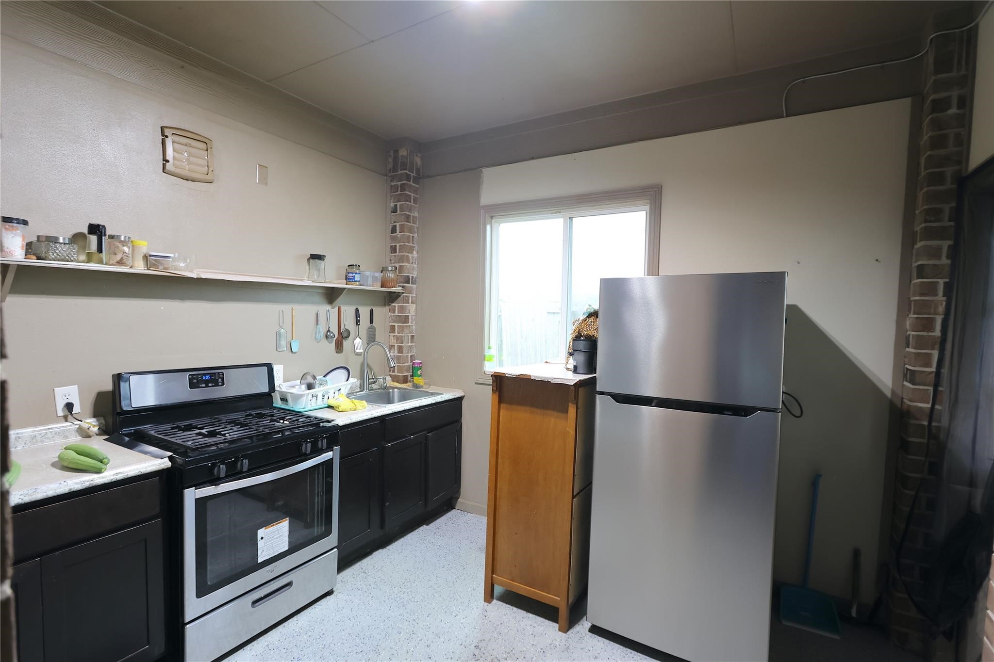 7519 Irby Cobb Boulevard Property Photo 8