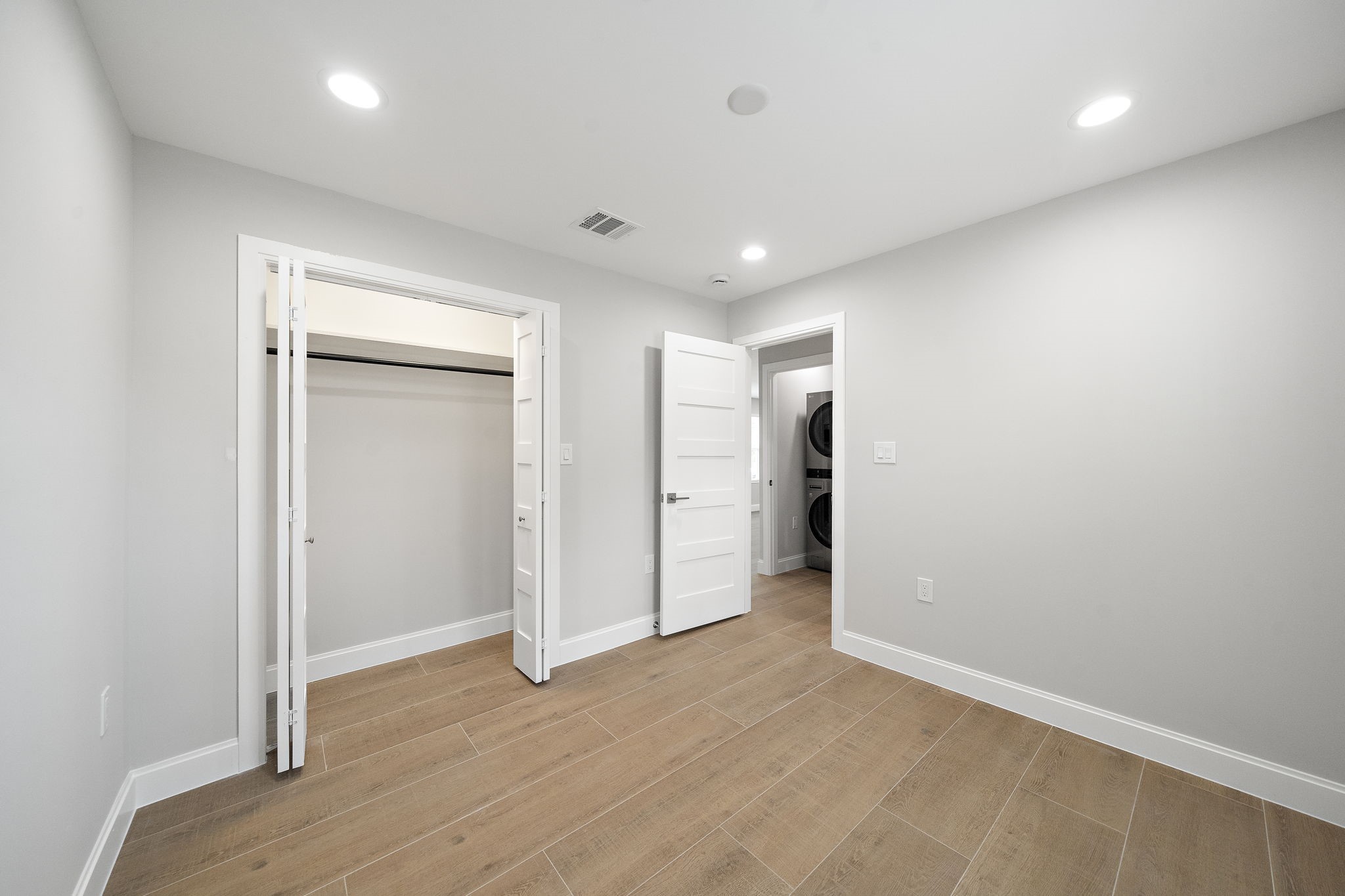 1823 Studewood Street A Property Photo 9