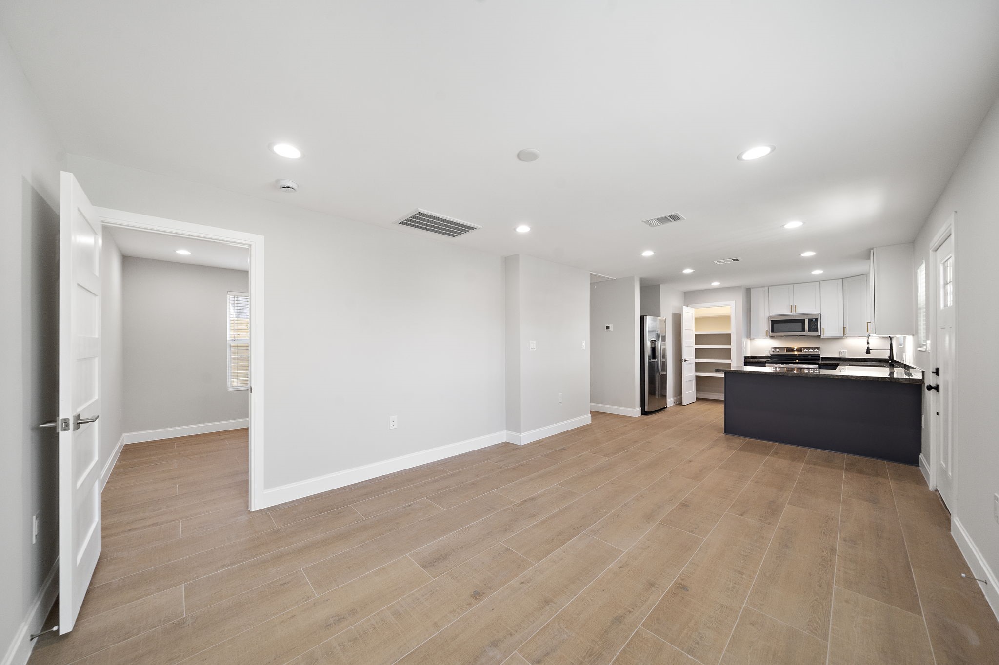 1823 Studewood Street A Property Photo 11