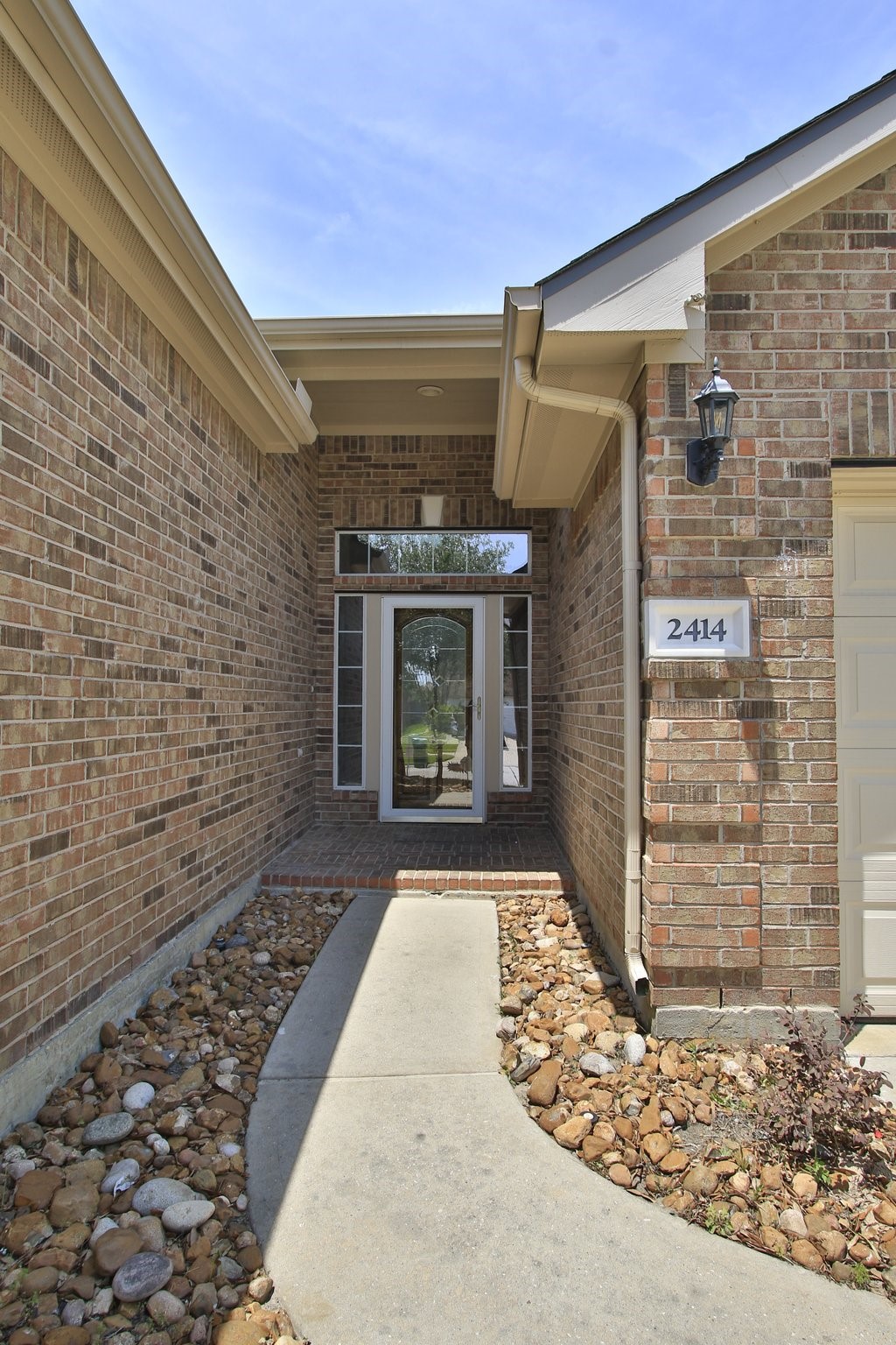 2414 Hannover Valley Court Property Photo 8