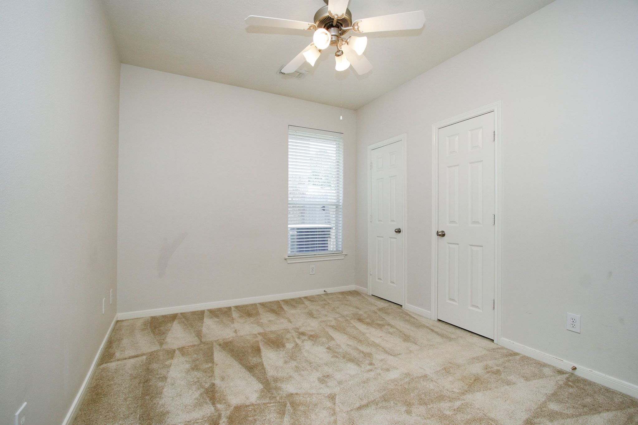 2414 Hannover Valley Court Property Photo 34