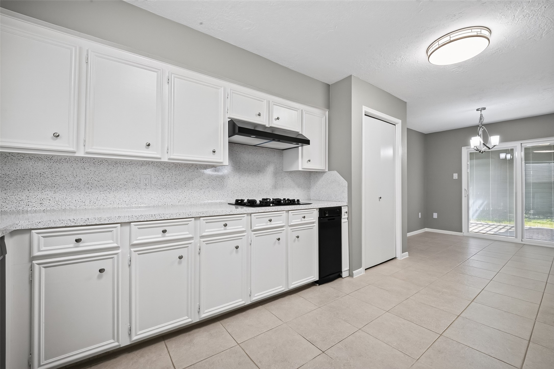 1746 Cloister Drive 6 Property Photo 13