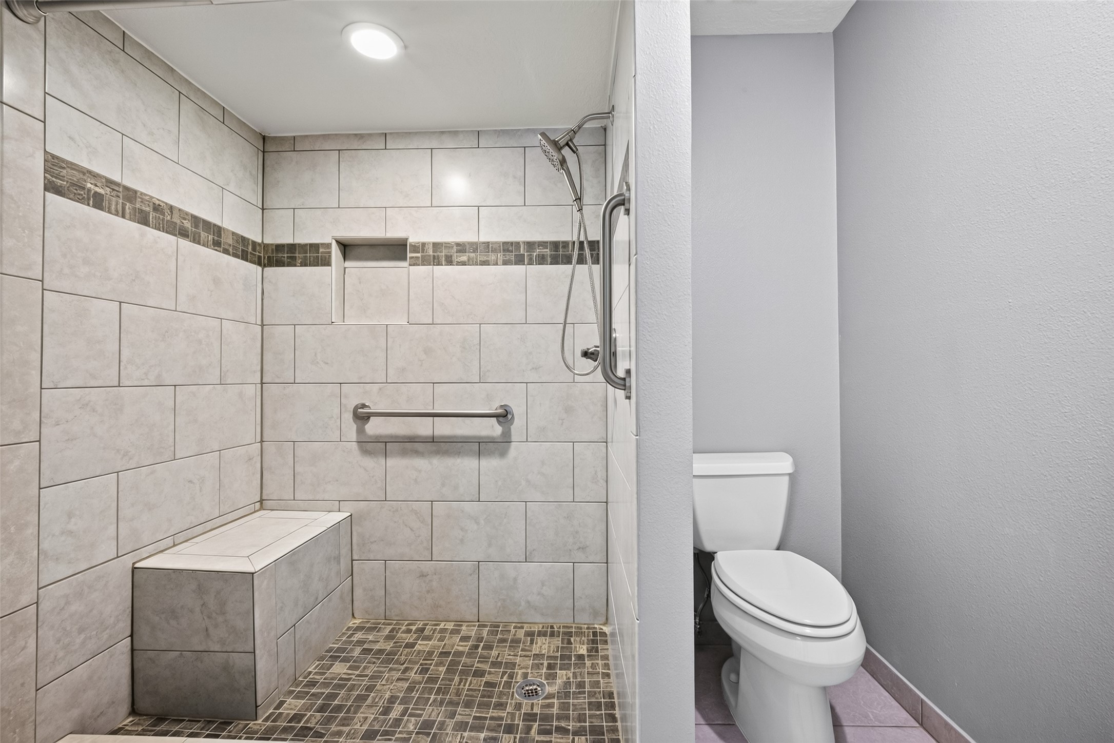 1746 Cloister Drive 6 Property Photo 23