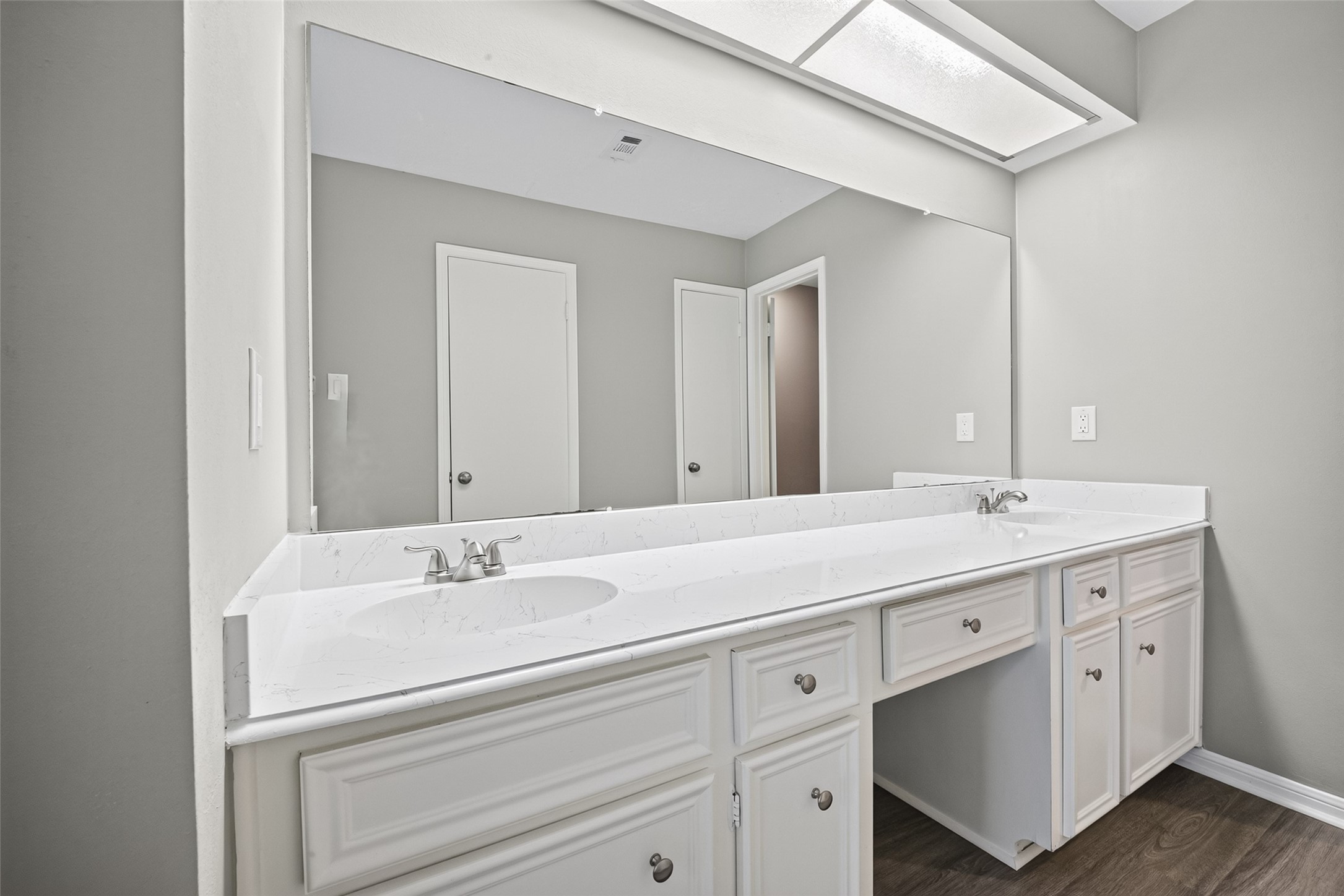 1746 Cloister Drive 6 Property Photo 25