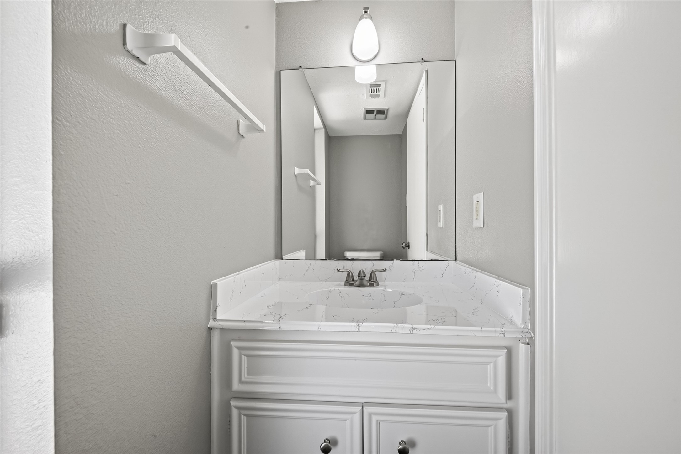 1746 Cloister Drive 6 Property Photo 26