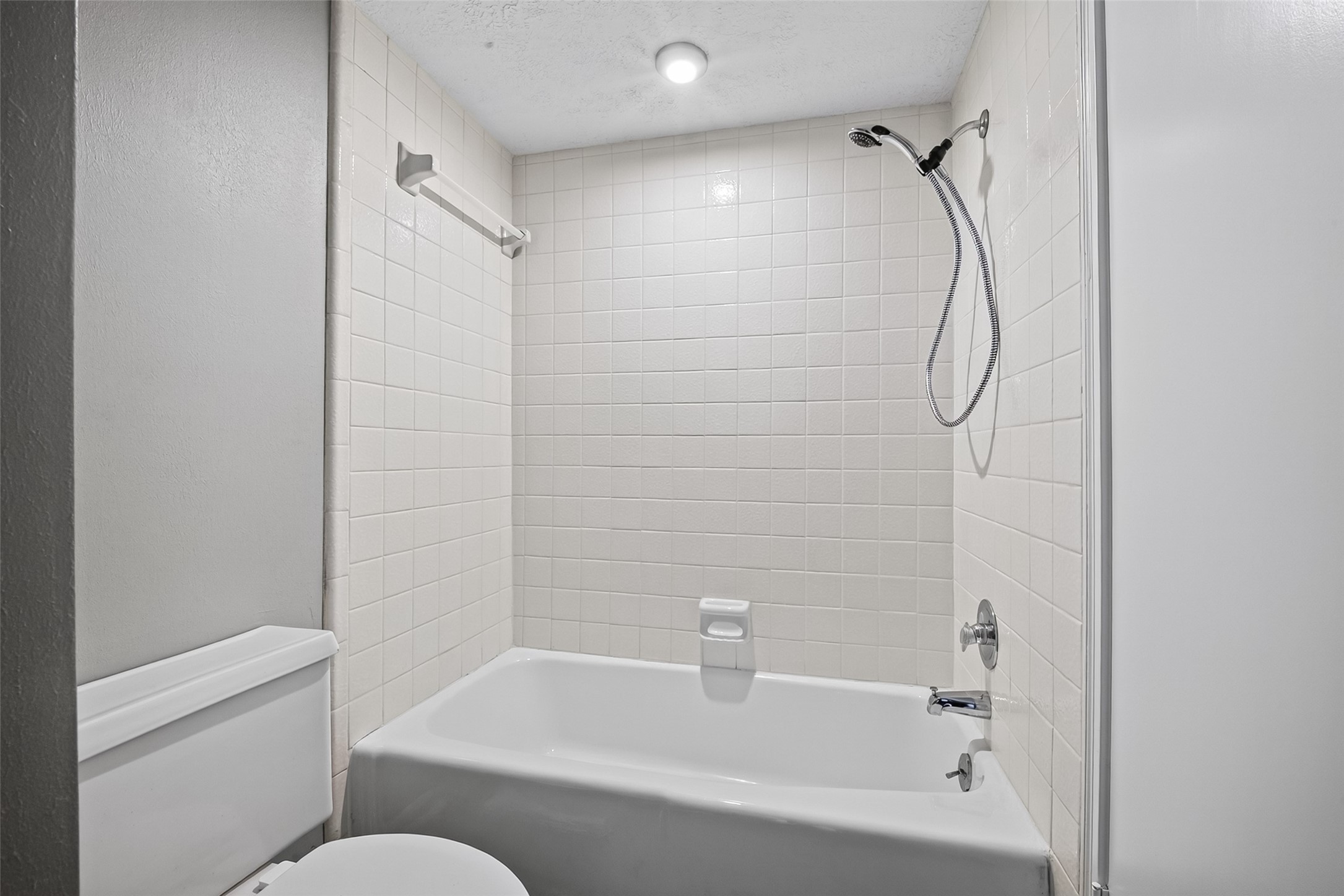 1746 Cloister Drive 6 Property Photo 39