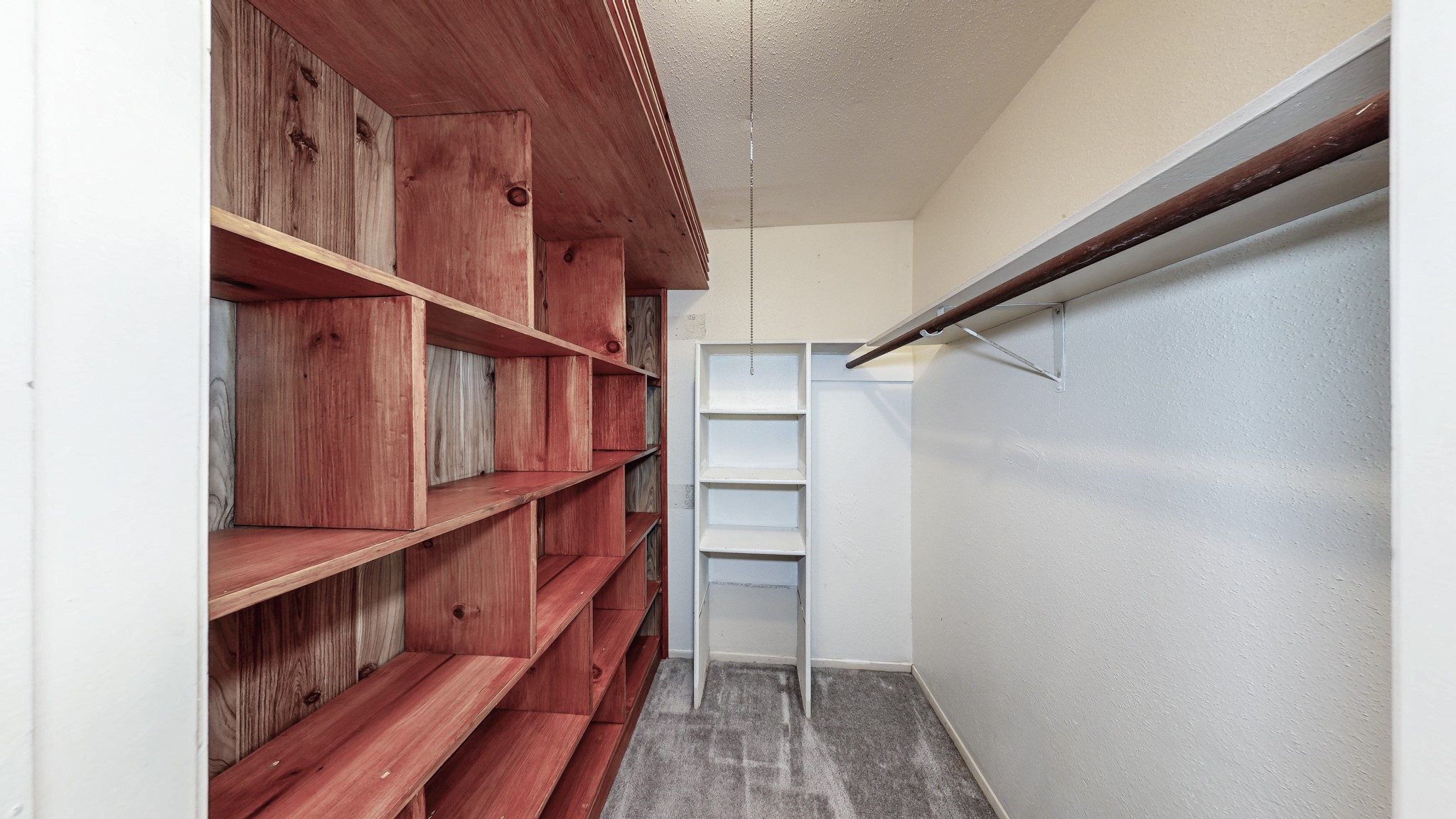 13918 Grosvenor Street Property Photo 18