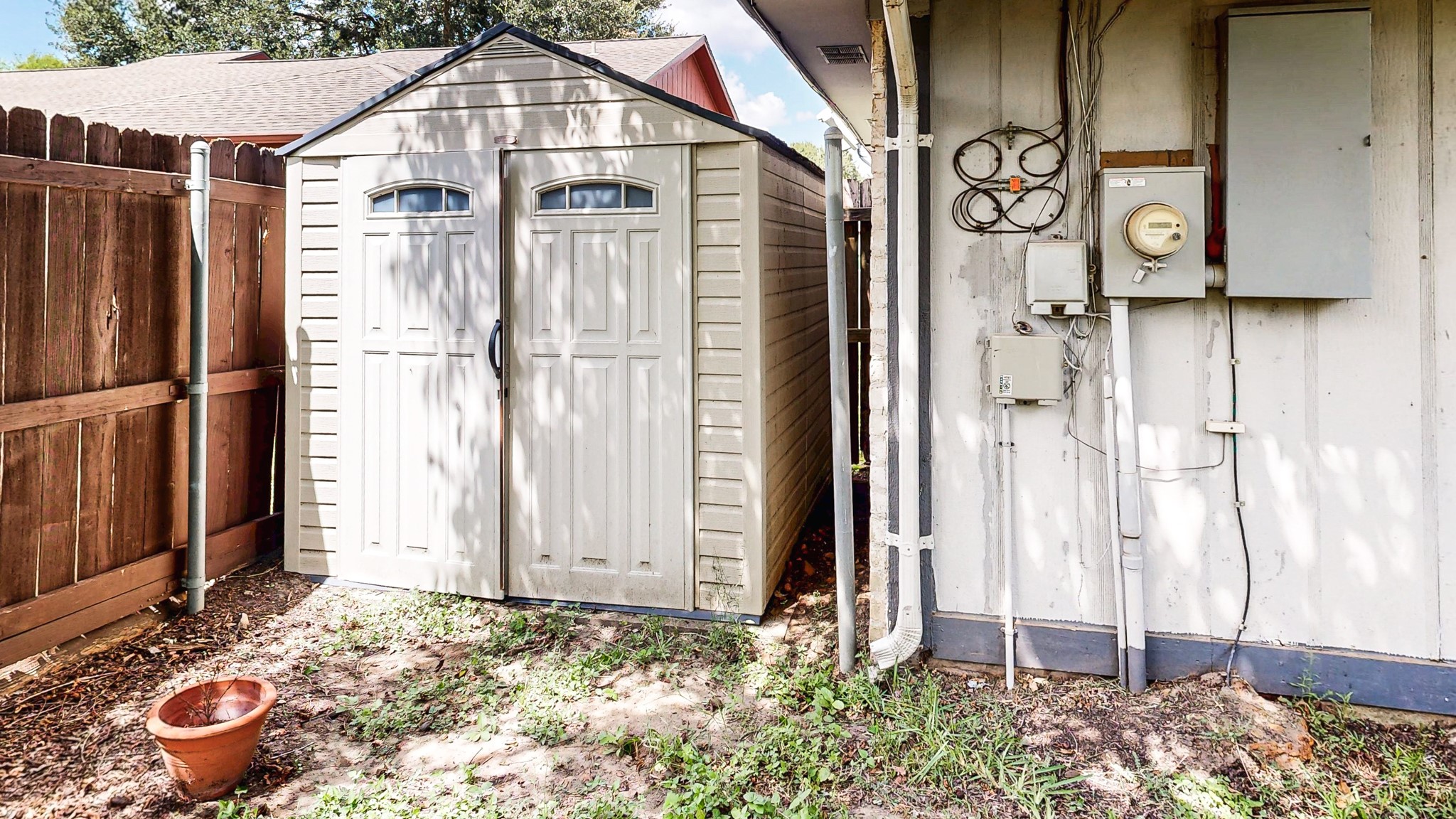 13918 Grosvenor Street Property Photo 25
