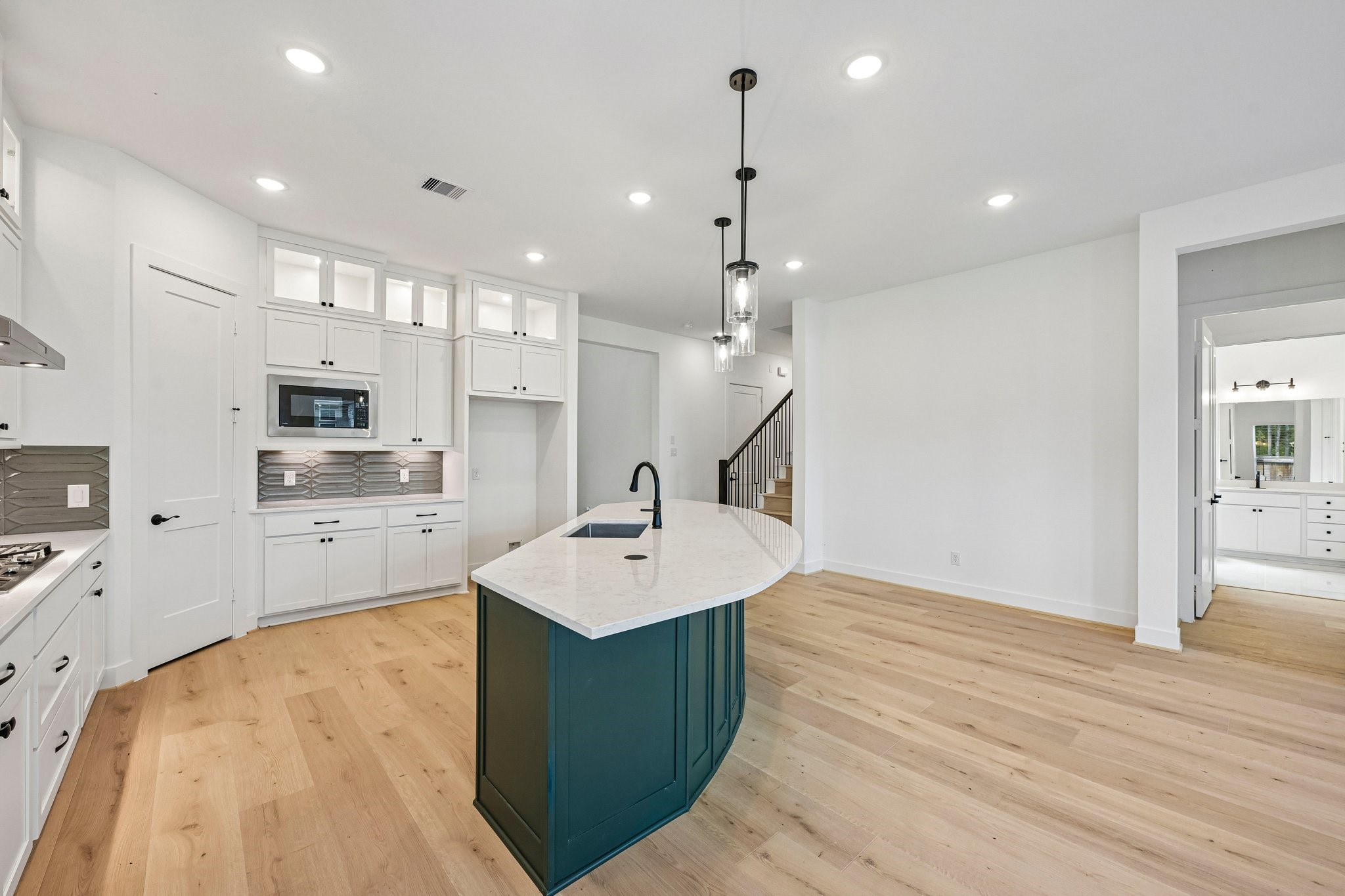 22630 Big Stump Drive Property Photo 6
