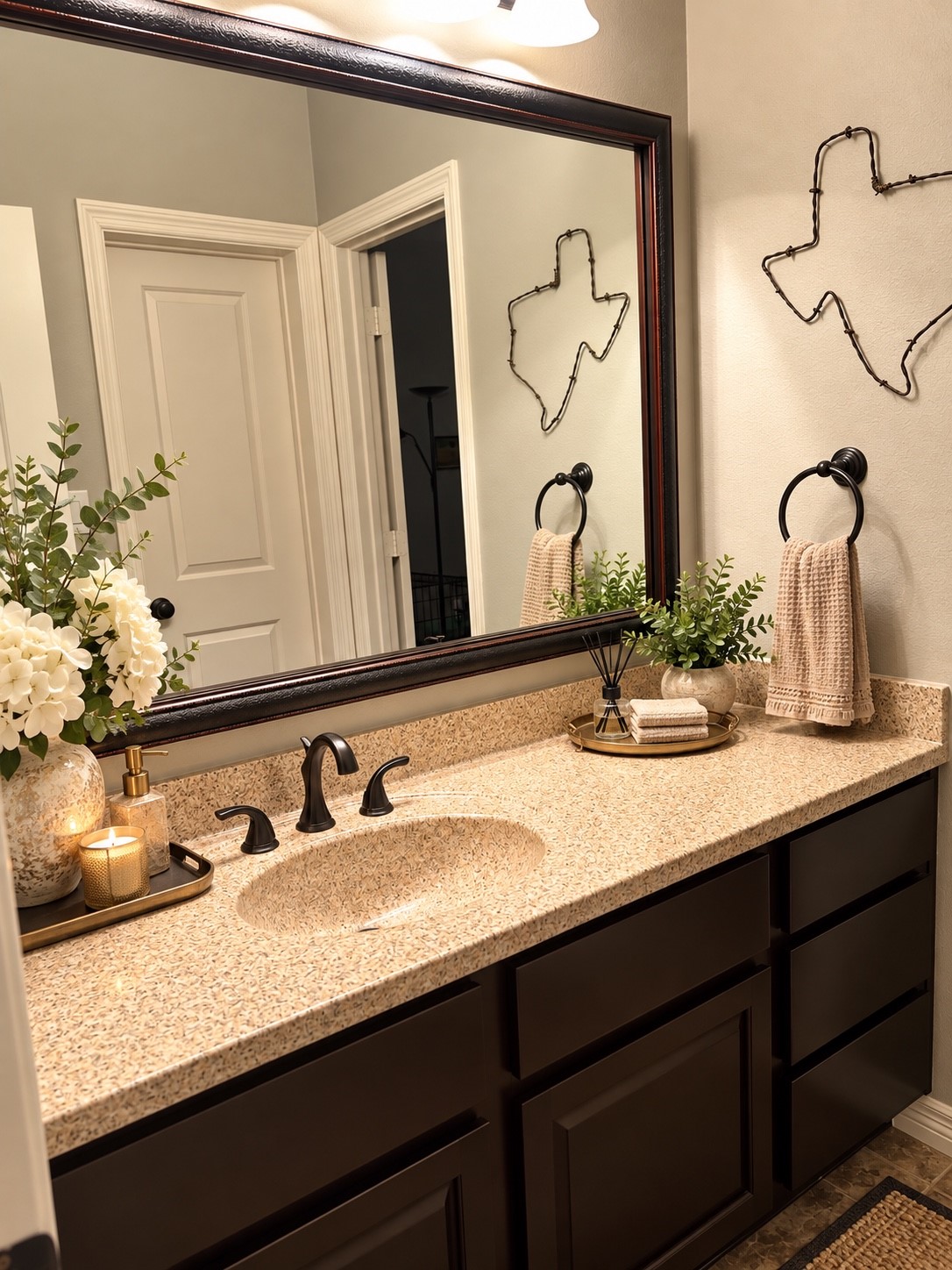 6902 Ladera Lane Property Photo 15