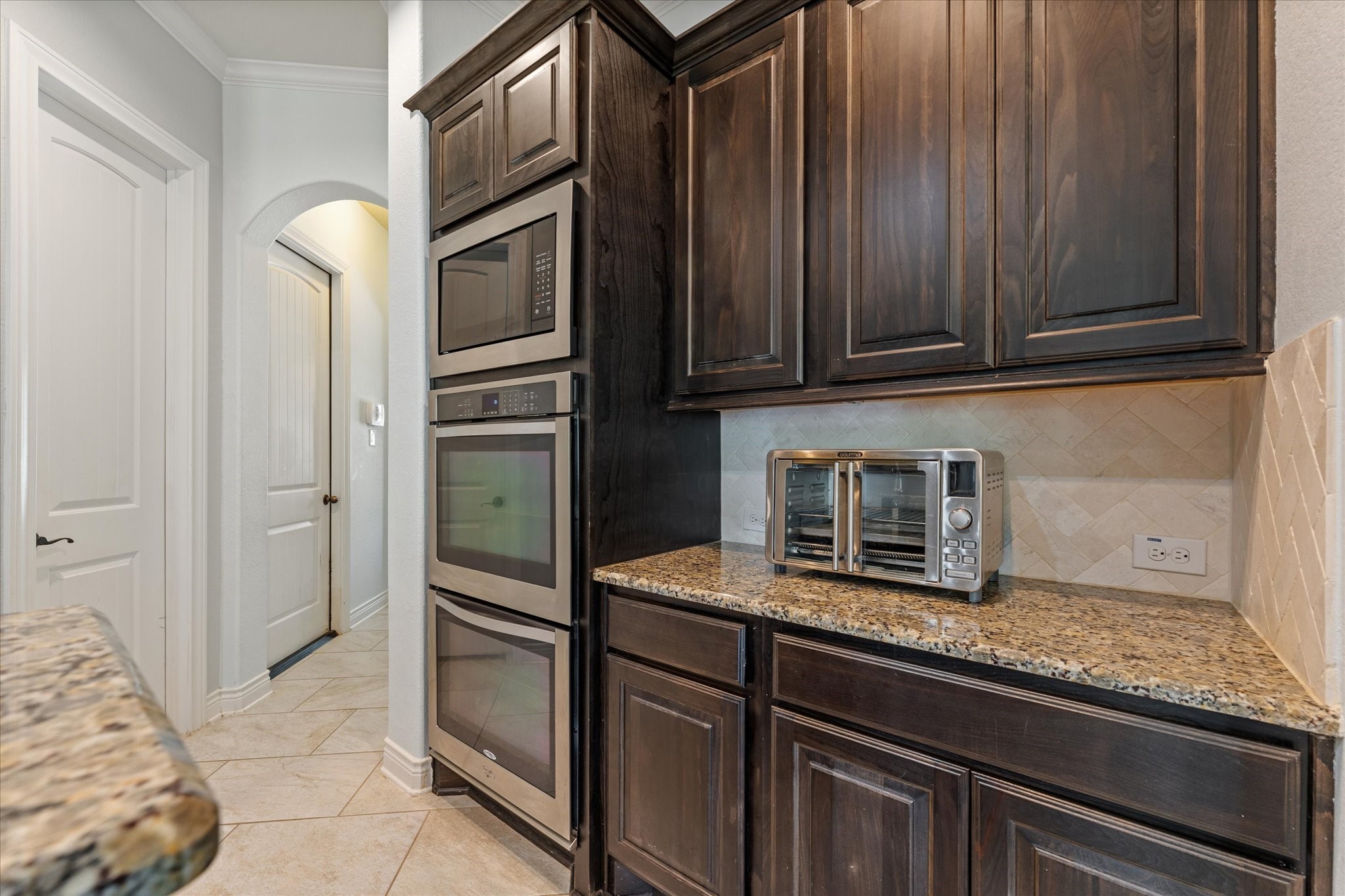 2506 Barclay Lake Lane Property Photo 8