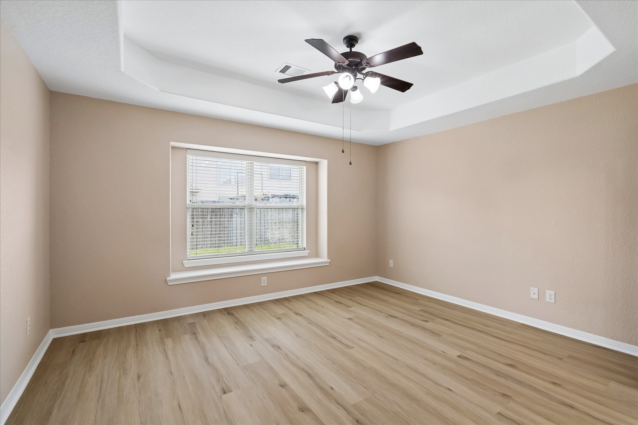 21818 Mount Hunt Drive Property Photo 14