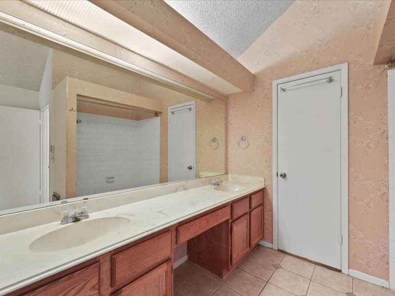 3317 Golden Trails Drive 807 Property Photo 17