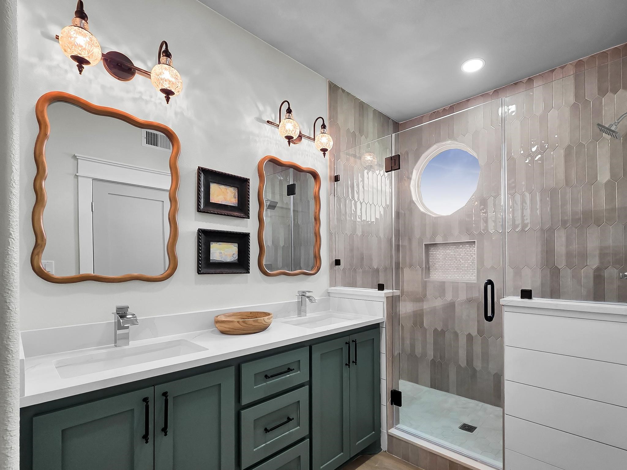 990 Peachtree Property Photo 37