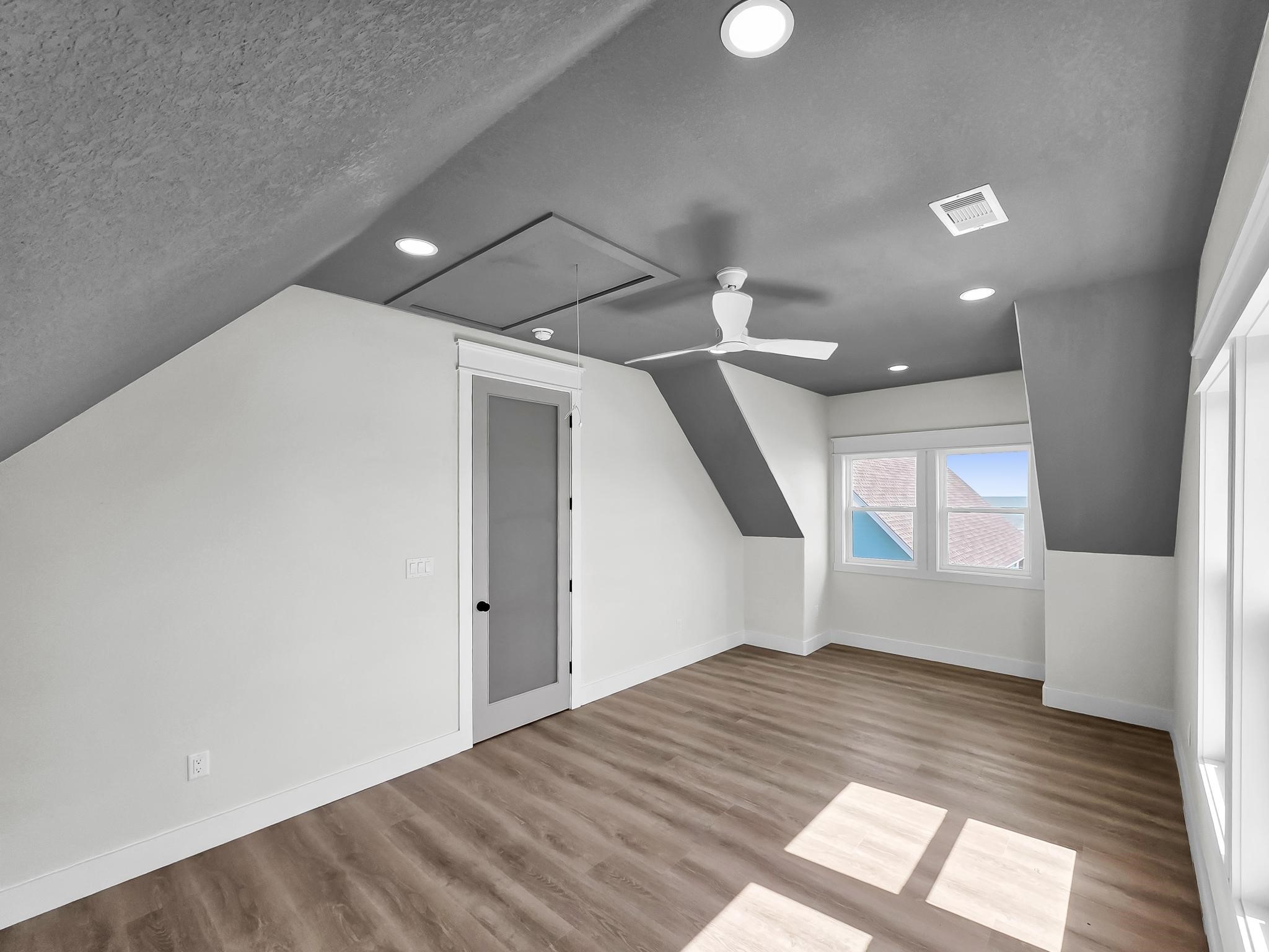 990 Peachtree Property Photo 40
