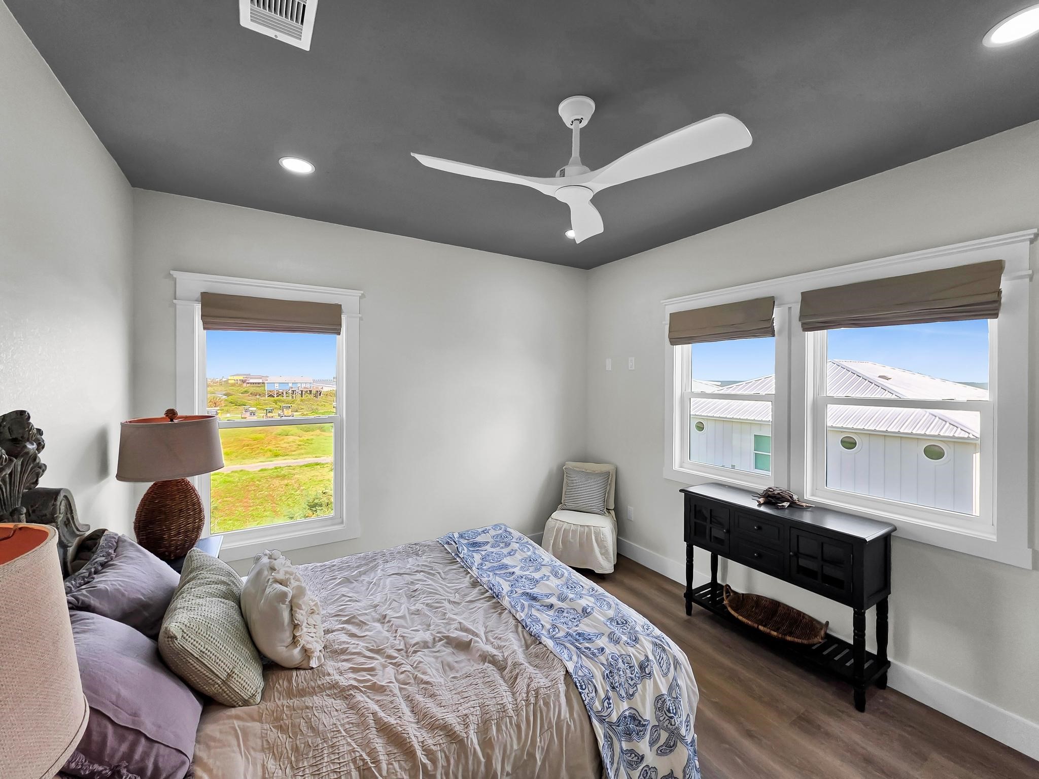 990 Peachtree Property Photo 44