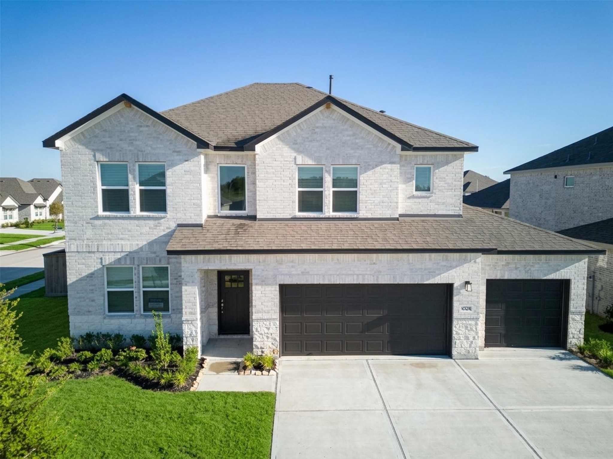 8326 Amethyst Valley Lane Property Photo 1
