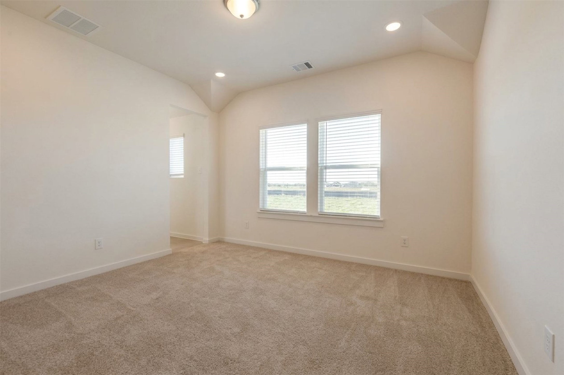 8326 Amethyst Valley Lane Property Photo 34