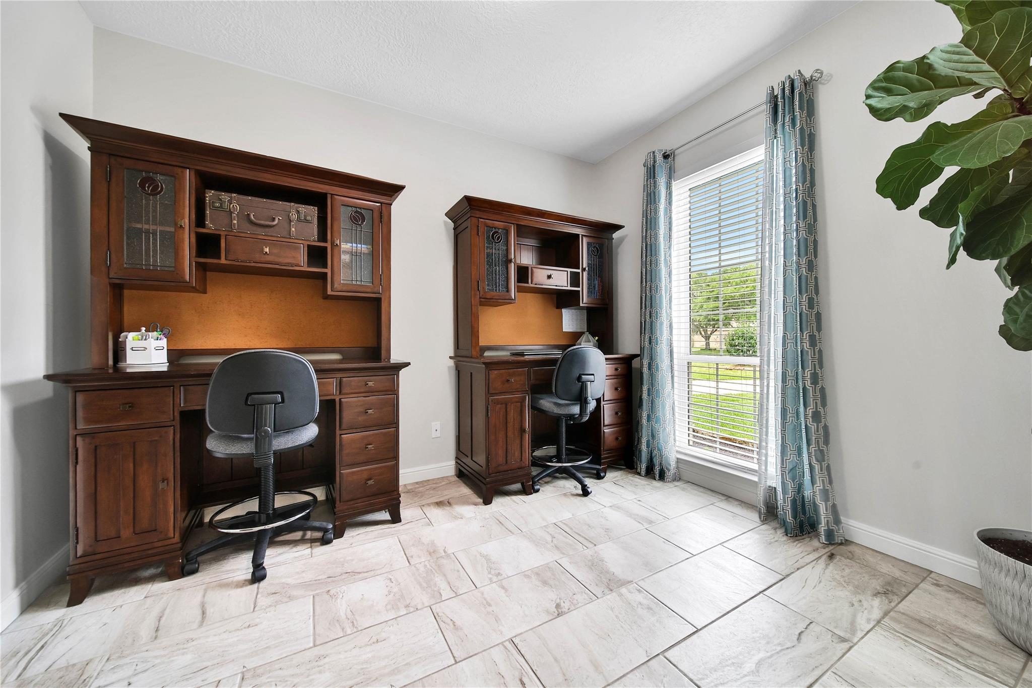 20507 Forest Stream Drive Property Photo 12