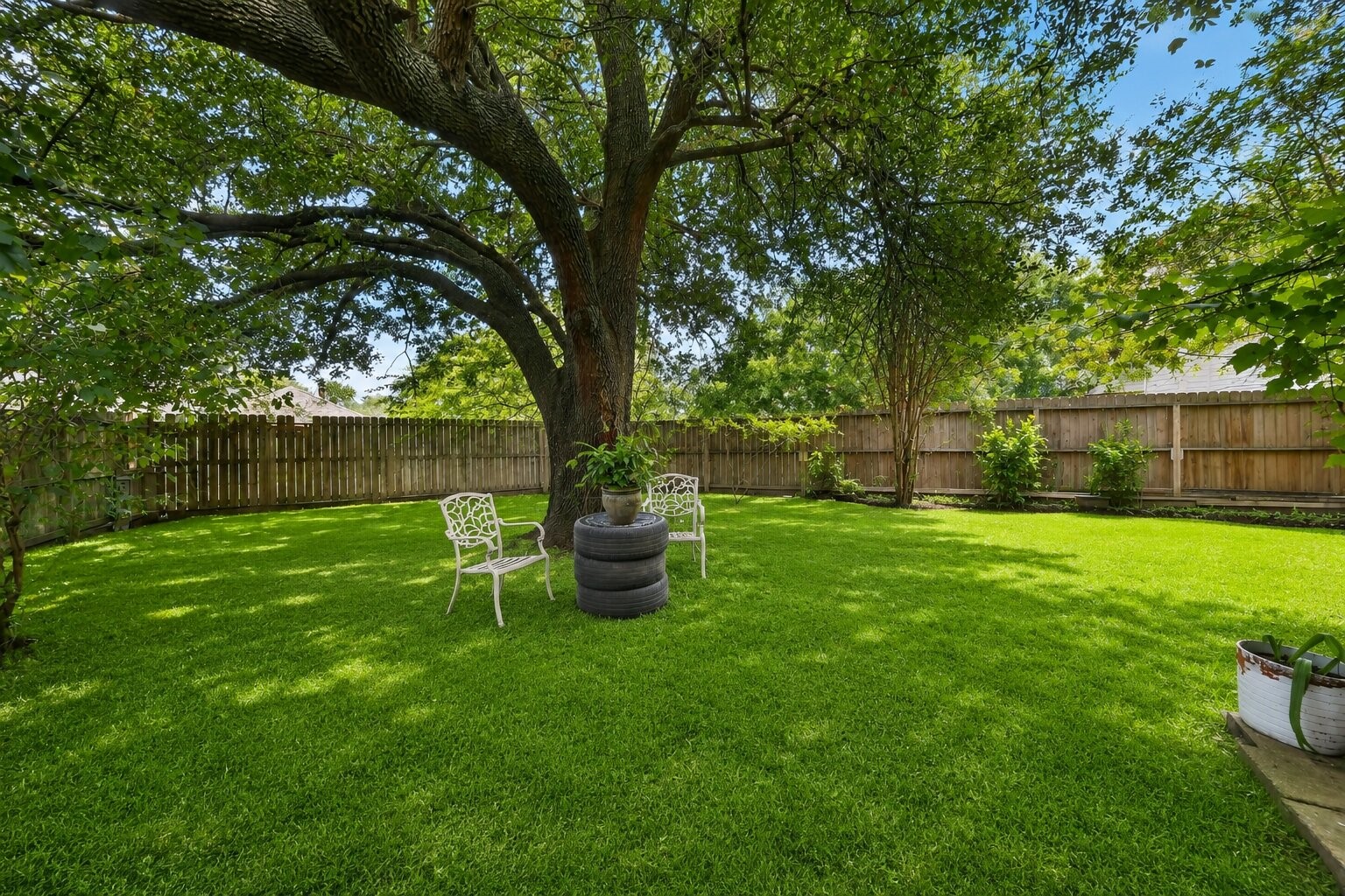 5315 Acorn Court Court Property Photo 5