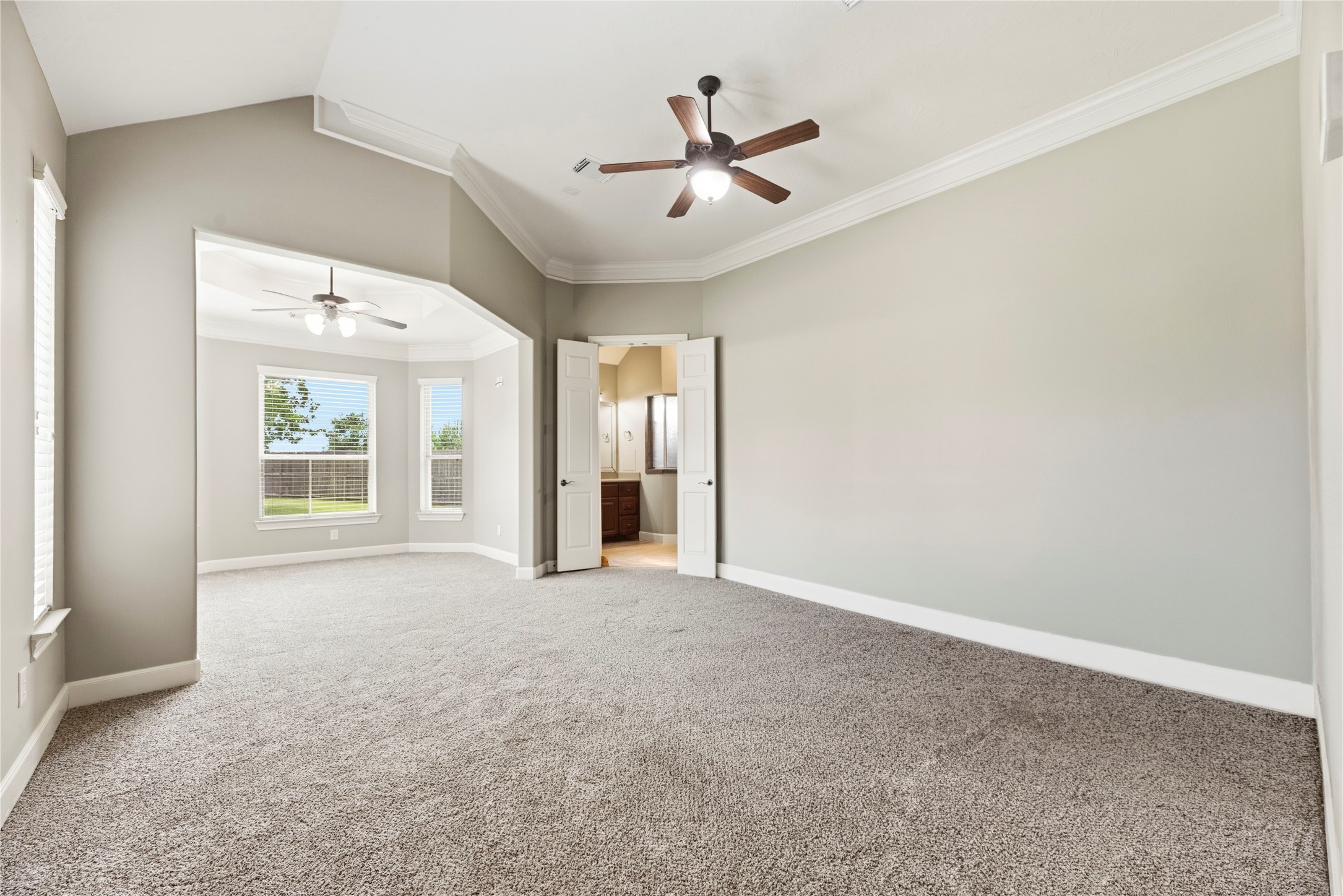 8606 Meadowview Court Property Photo 14