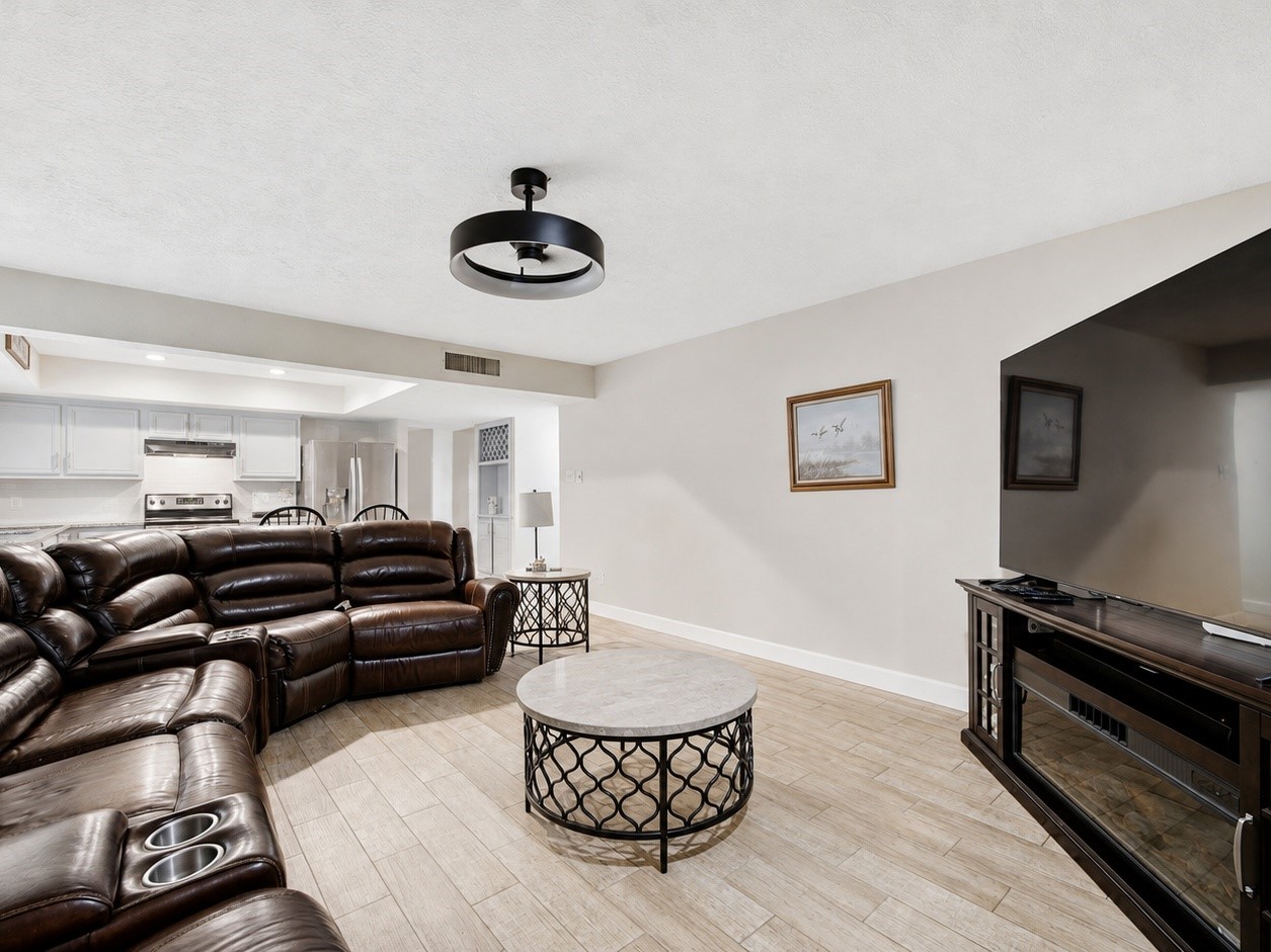 3307 Meadowview Drive Property Photo 13
