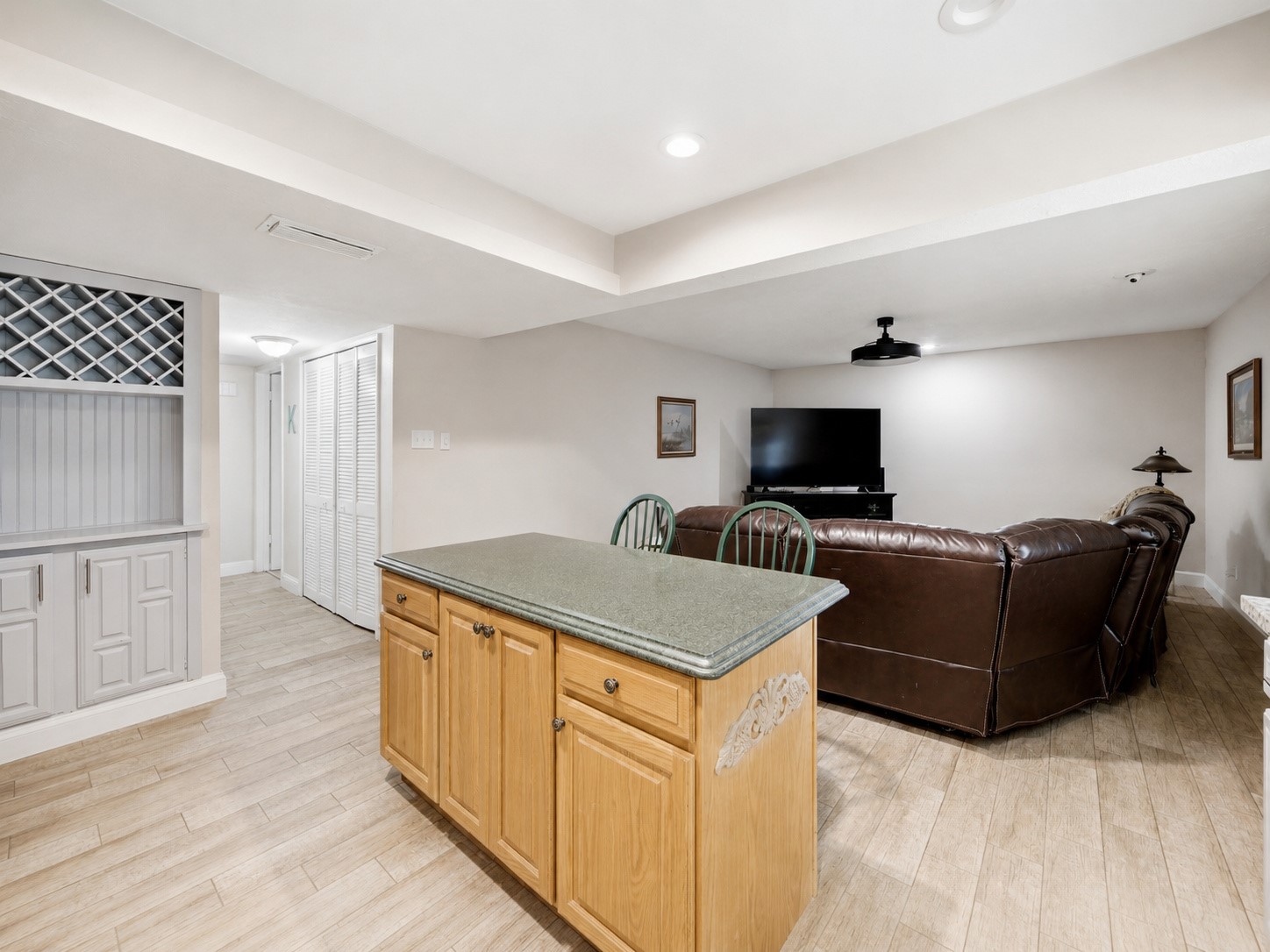 3307 Meadowview Drive Property Photo 15