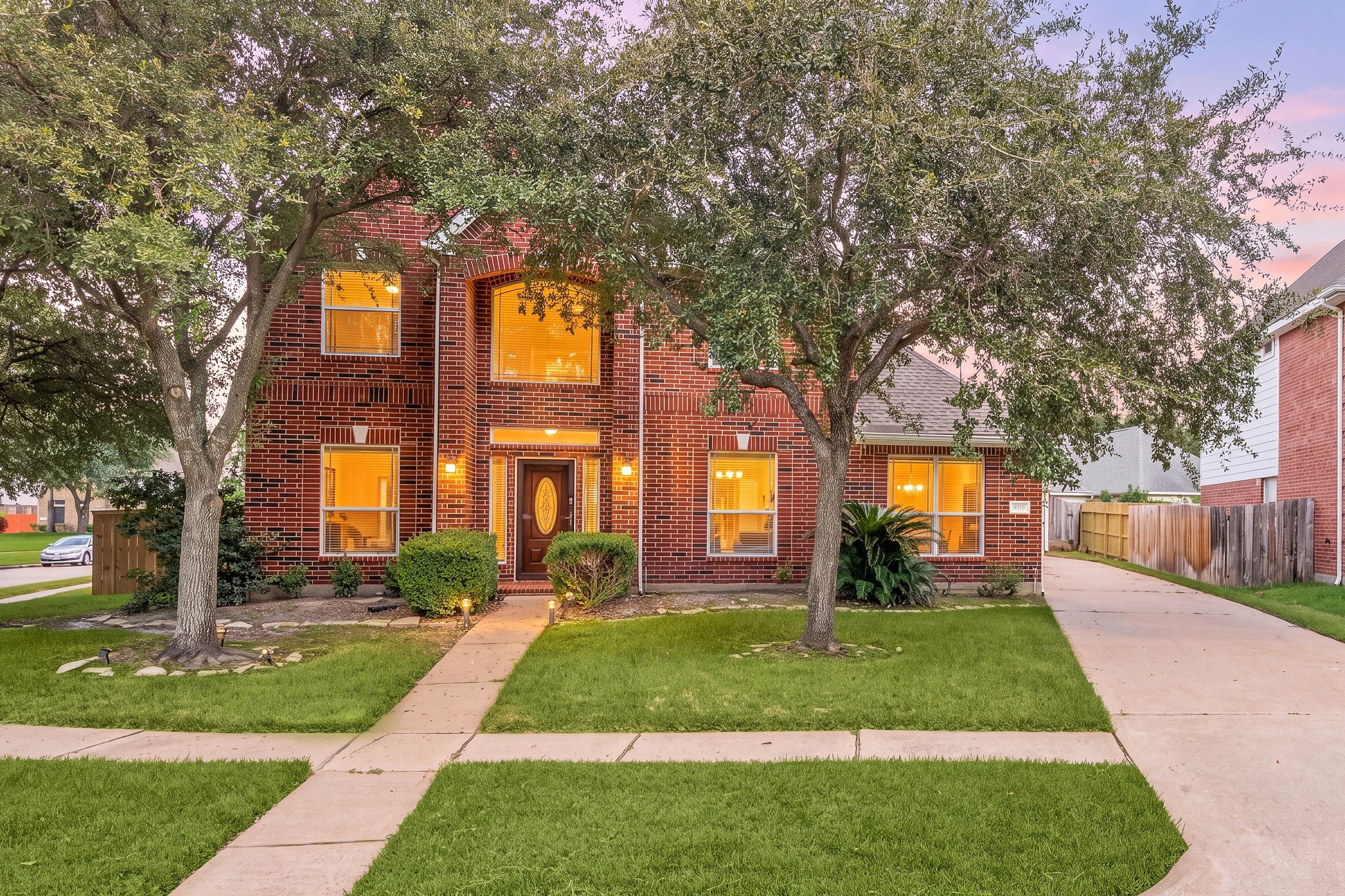 9319 Hudson Bend Circle Property Photo 1