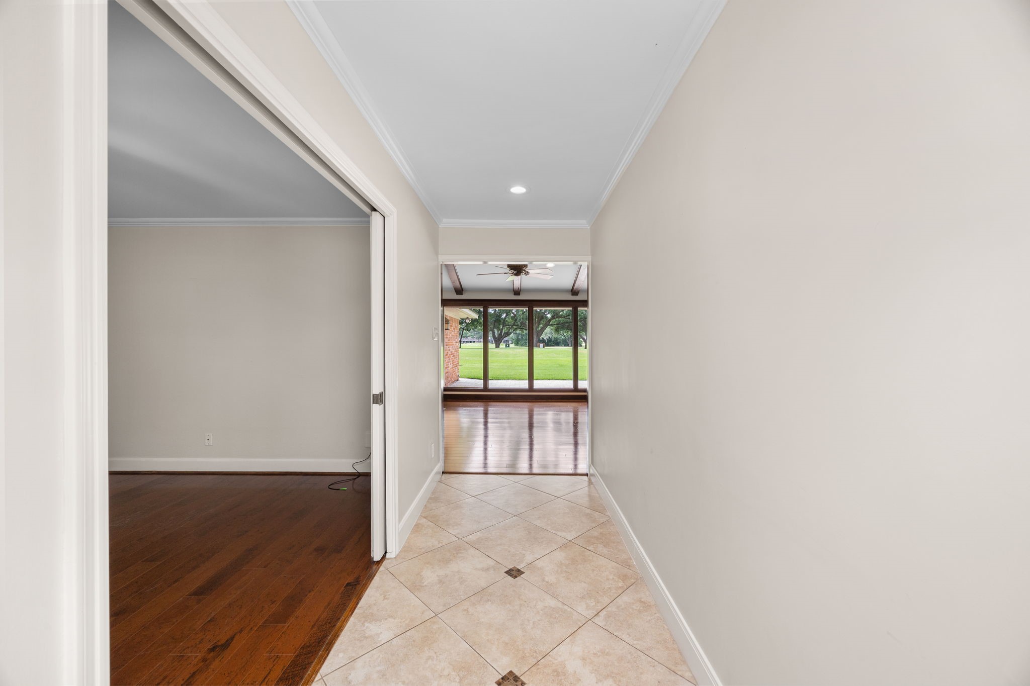6115 Bermuda Dunes Drive Property Photo 7