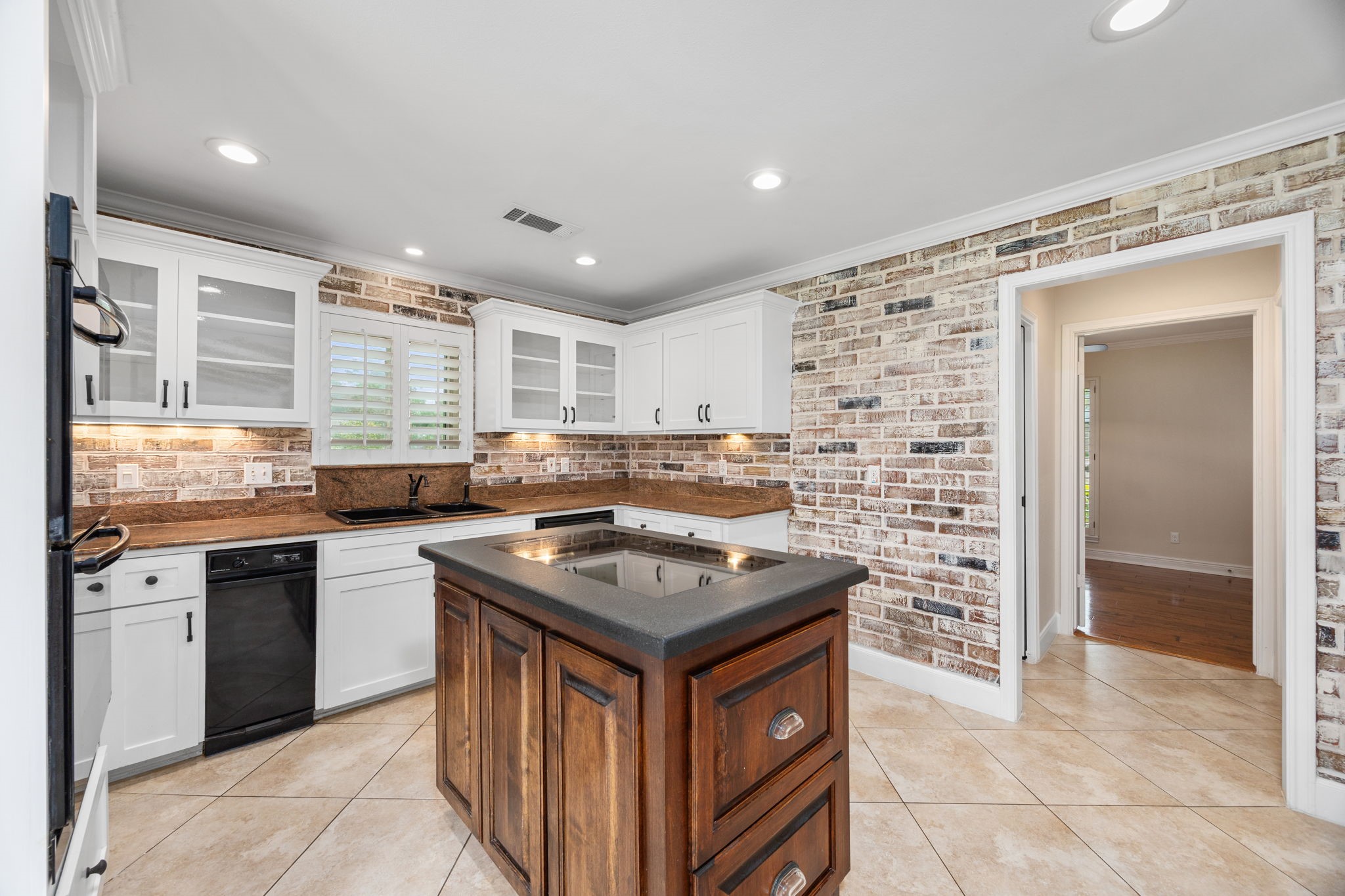6115 Bermuda Dunes Drive Property Photo 23