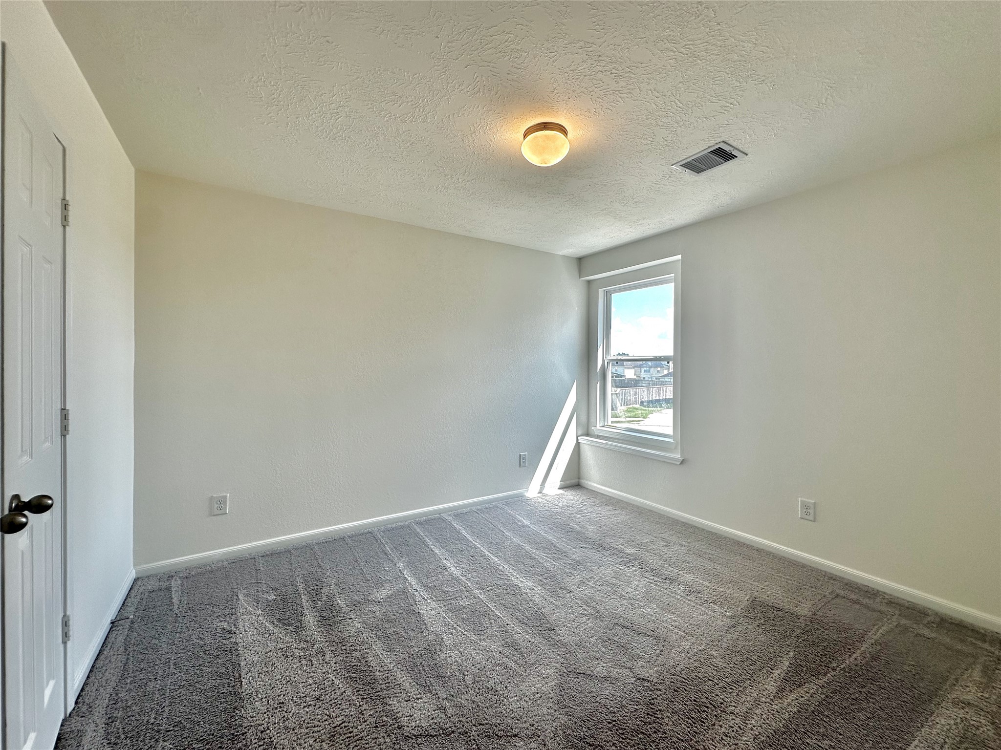5510 Eagle Sky Boulevard Property Photo 23